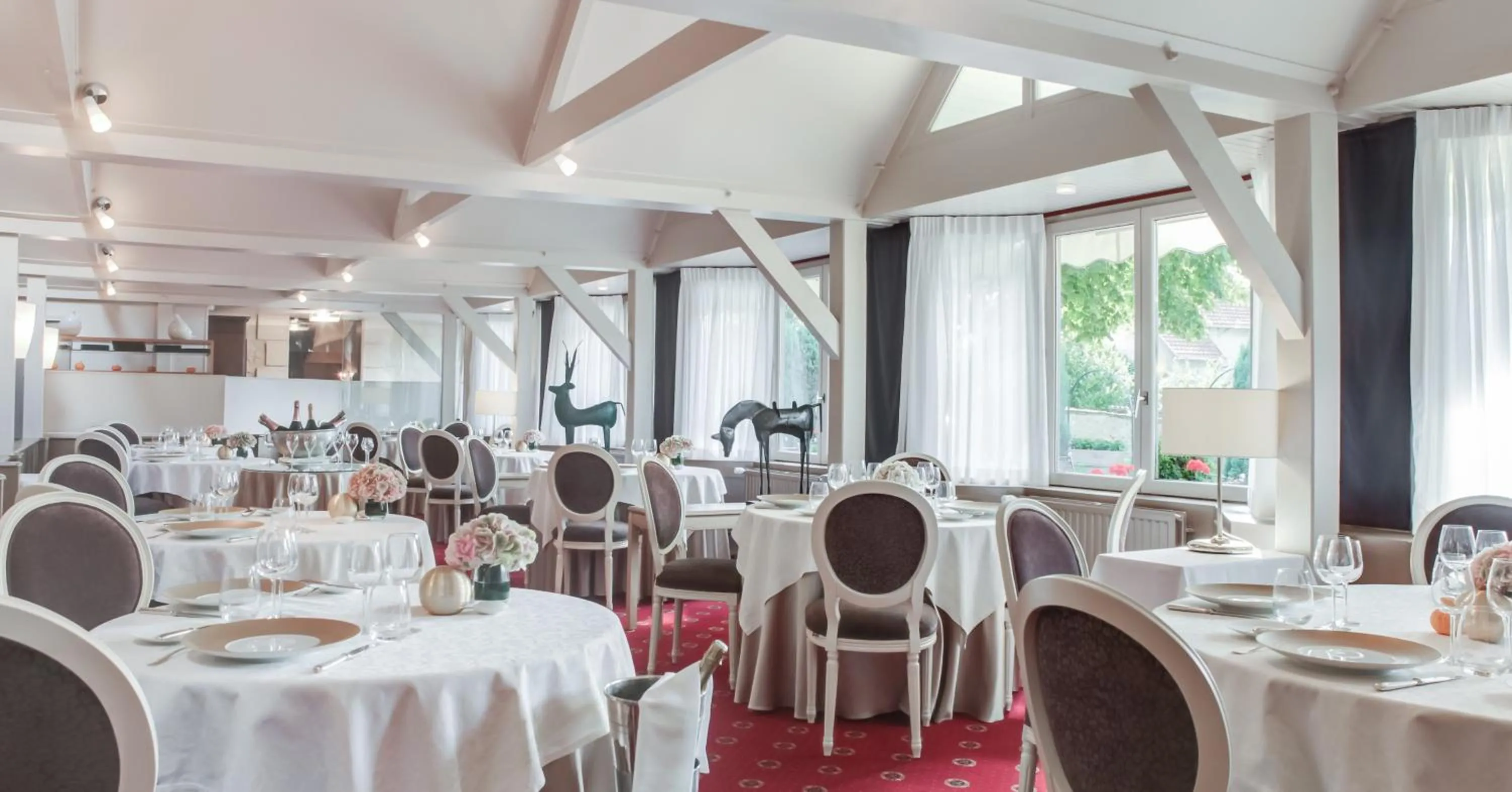 Restaurant/places to eat in Hôtel & Restaurant Le Relais d'Aumale