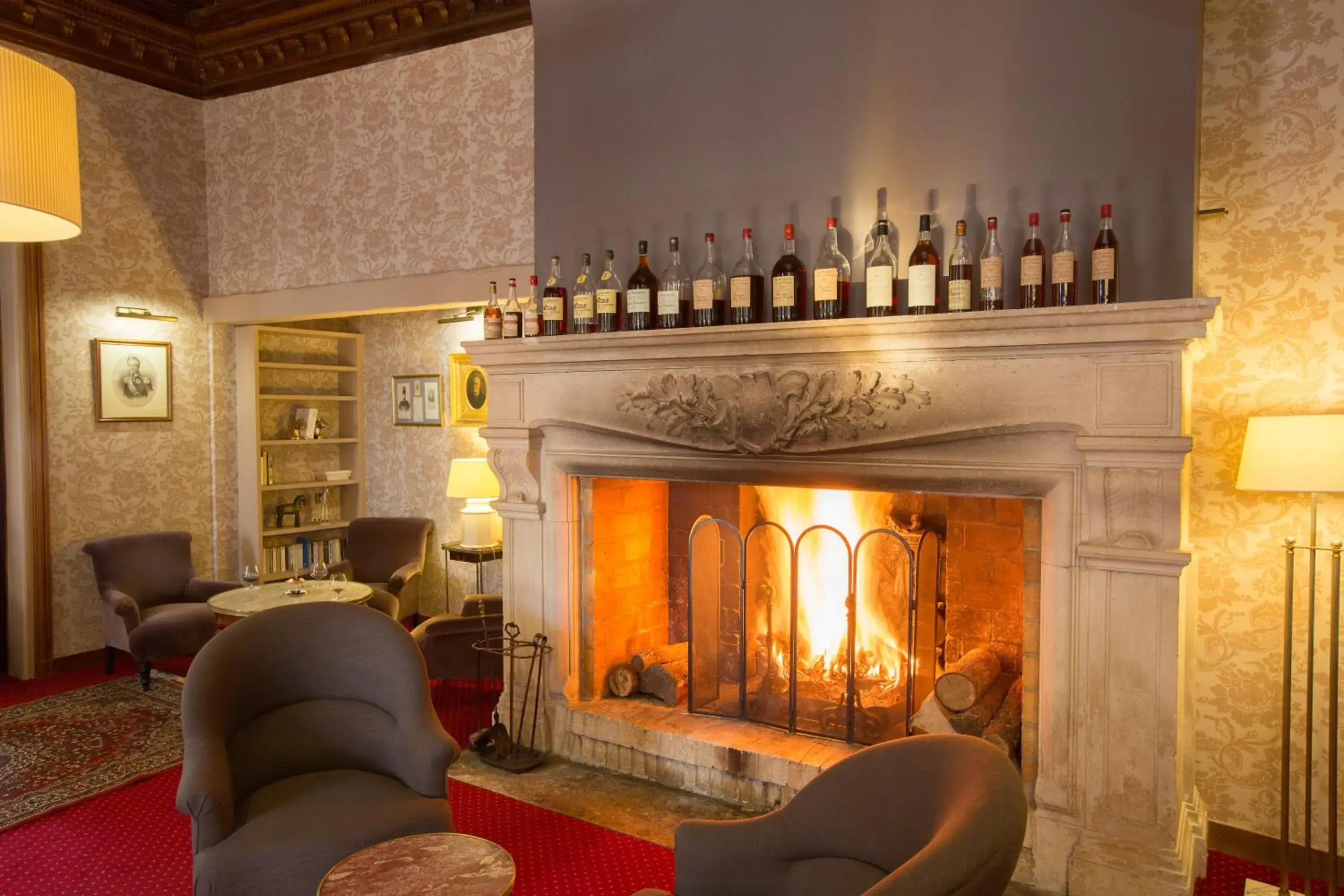 Hôtel & Restaurant Le Relais d'Aumale Hôtel & Restaurant Le Relais d'Aumale