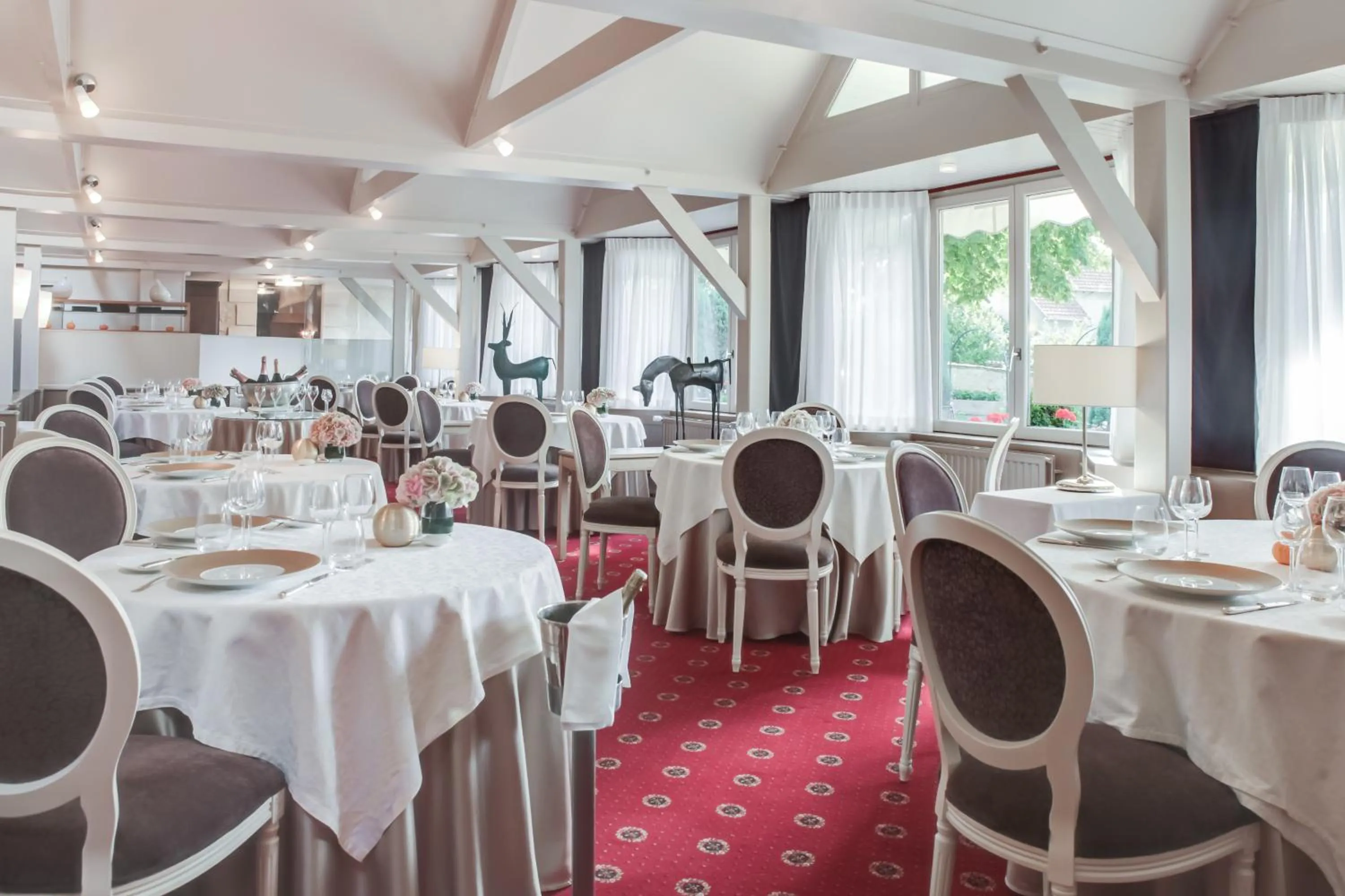 Restaurant/places to eat in Hôtel & Restaurant Le Relais d'Aumale