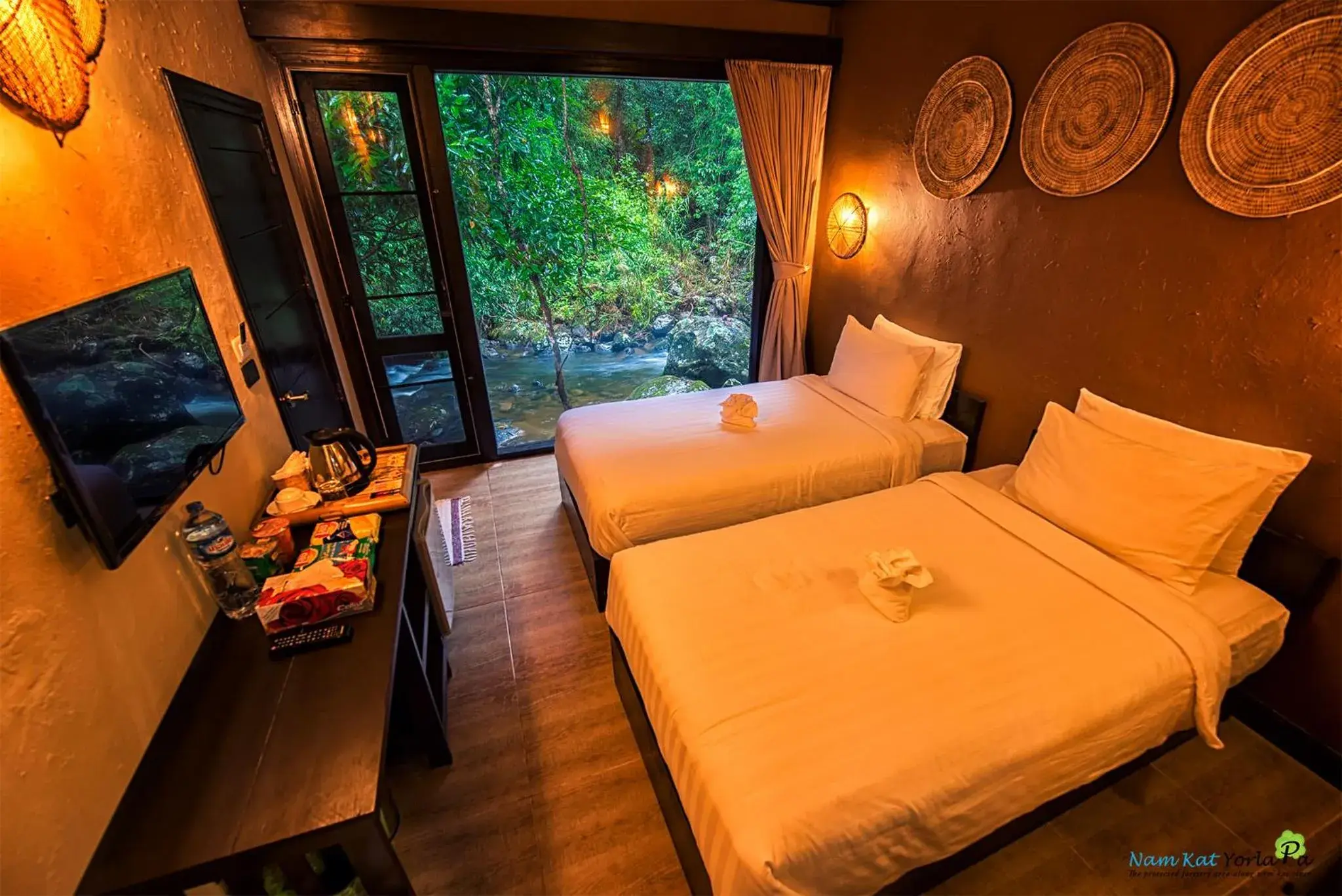 Superior Twin Room in Namkat Yorla Pa Resort Superior Twin Room in Namkat Yorla Pa Resort