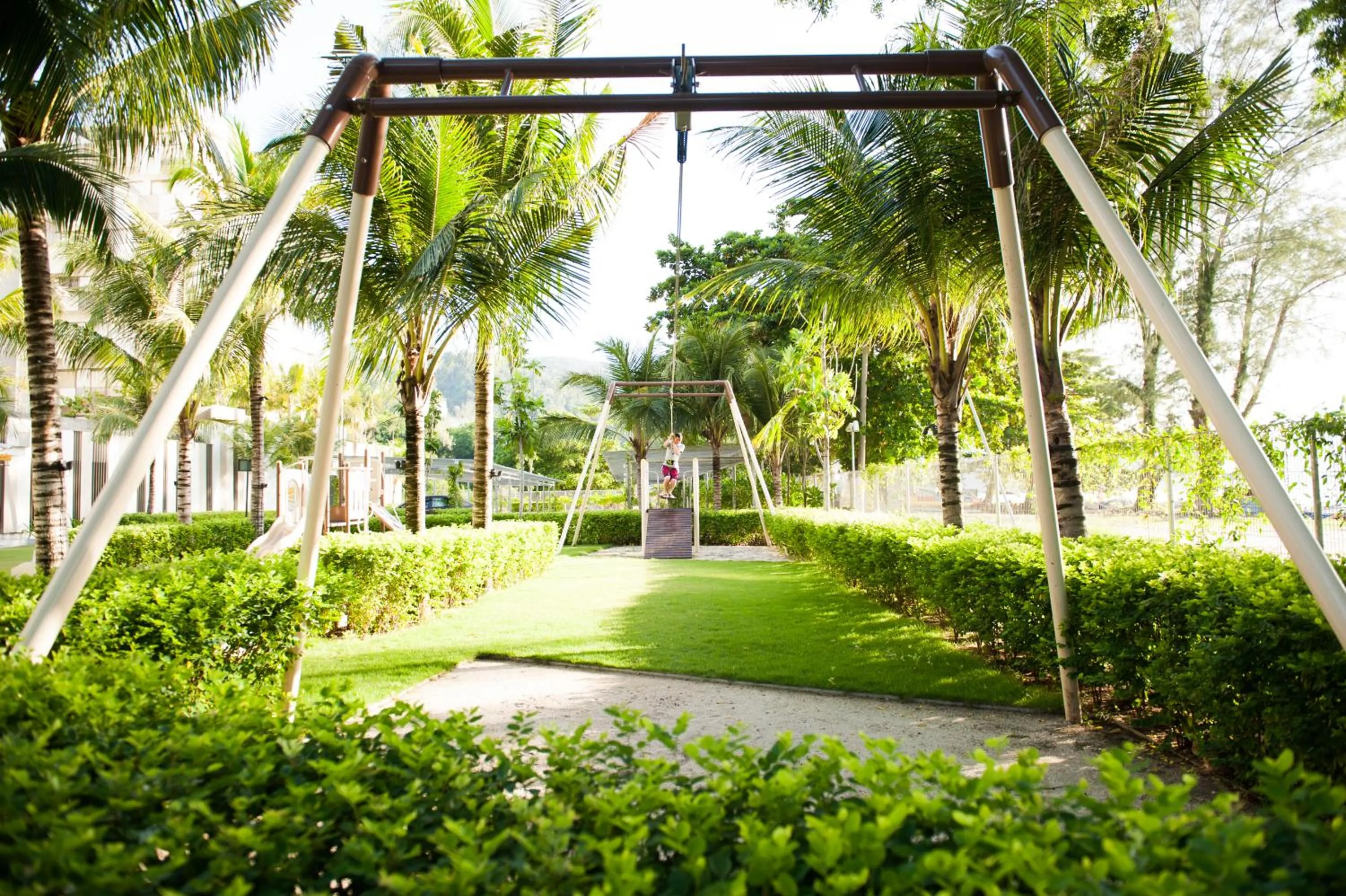 Garden in By the Sea- Pool and Sea View
