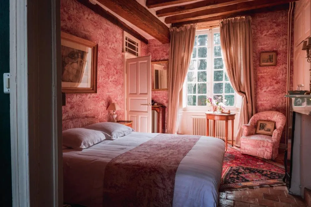 Bed in Château du Plessis - Anjou