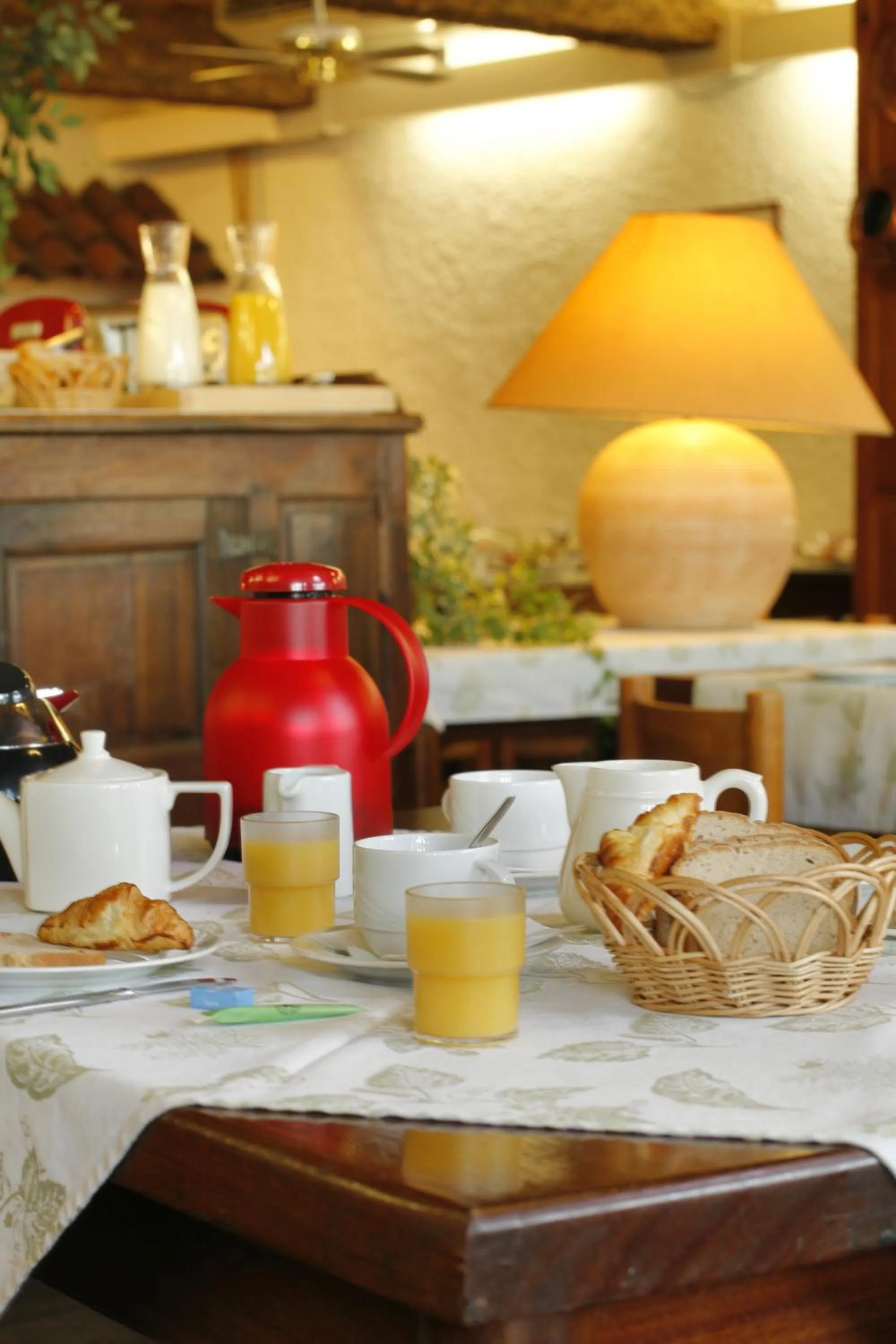 Breakfast in Logis Hôtel Cartier