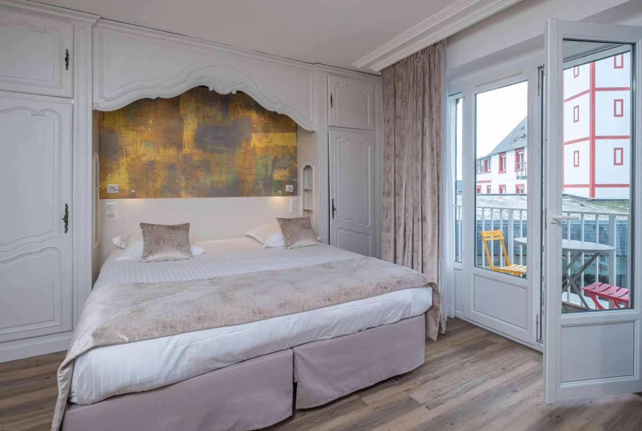 Bed in Domaine du Limonay, The Originals Collection