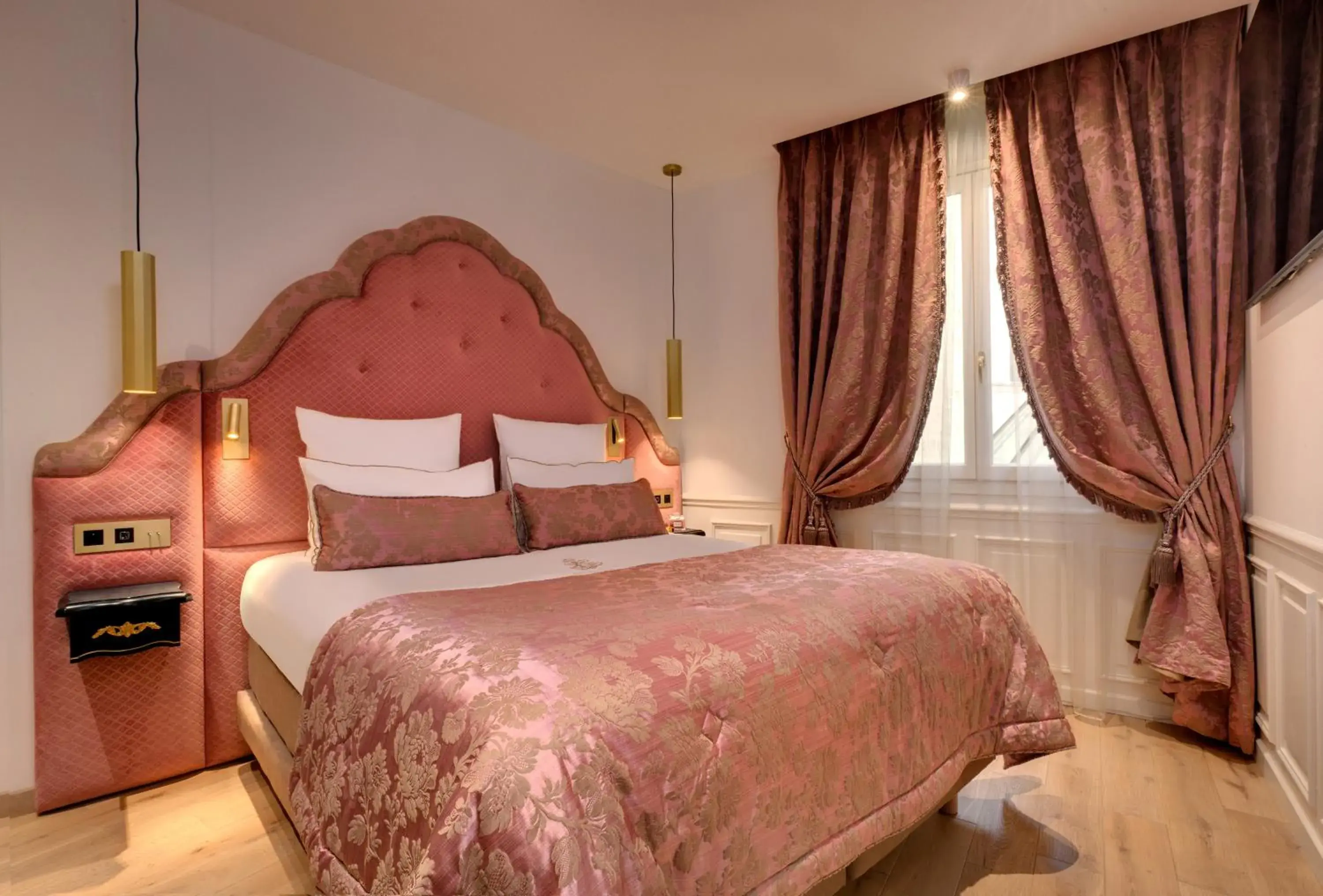 Classic King Room in Hôtel Kleber Paris & Spa Classic King Room in Hôtel Kleber Paris & Spa