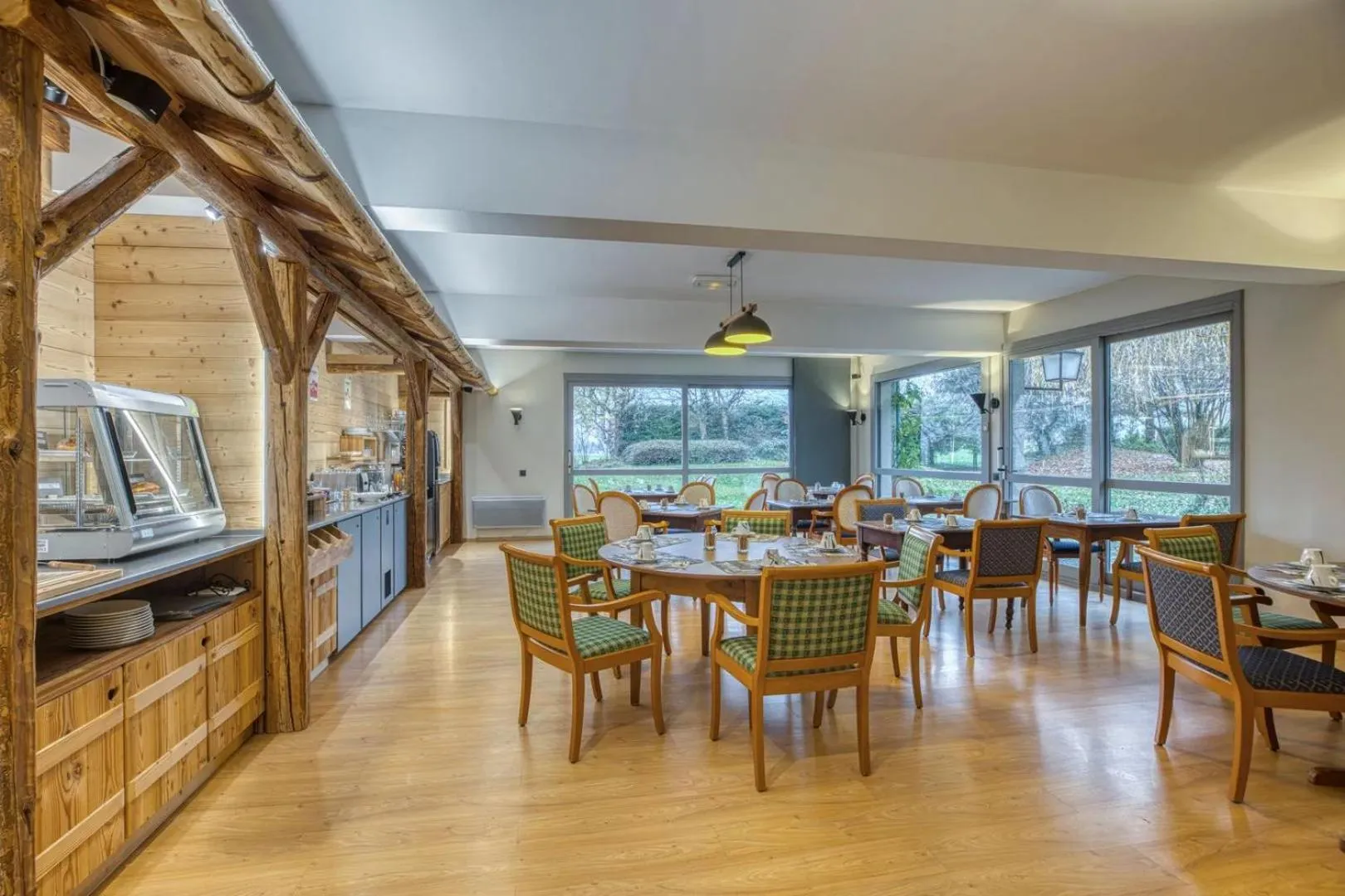 Breakfast in Brit Hotel Florimont