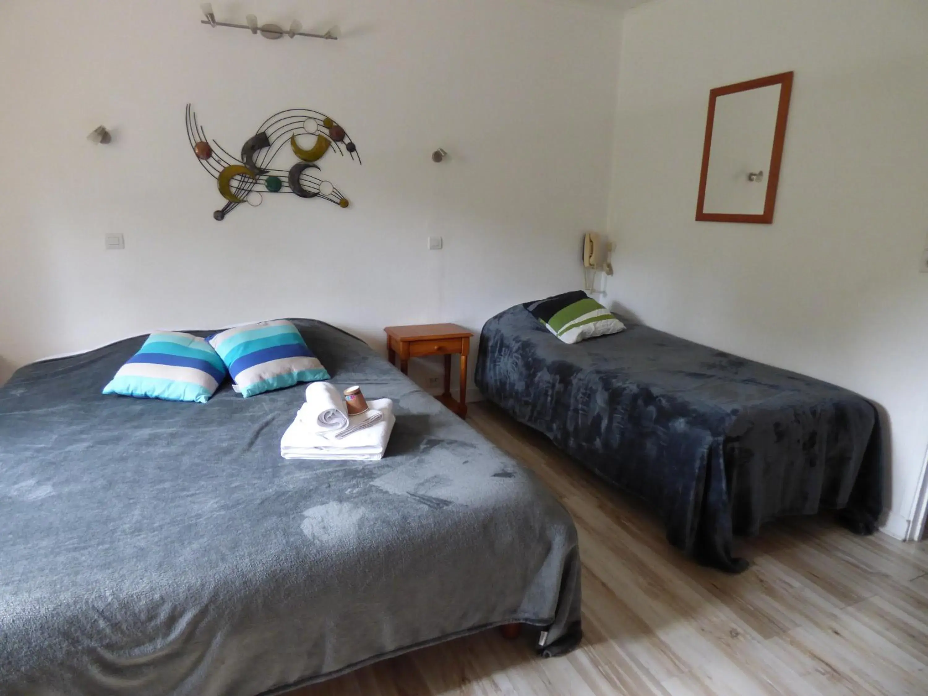 Bed in Logis Hôtels La Crémaillère Bed in Logis Hôtels La Crémaillère