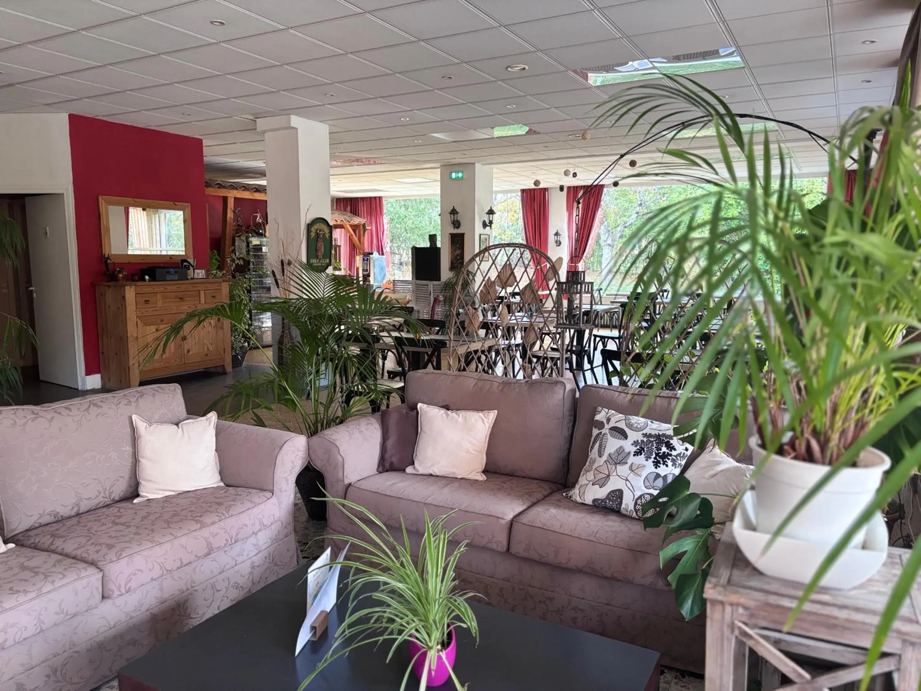 Restaurant/places to eat in Logis Hôtels La Crémaillère Restaurant/places to eat in Logis Hôtels La Crémaillère