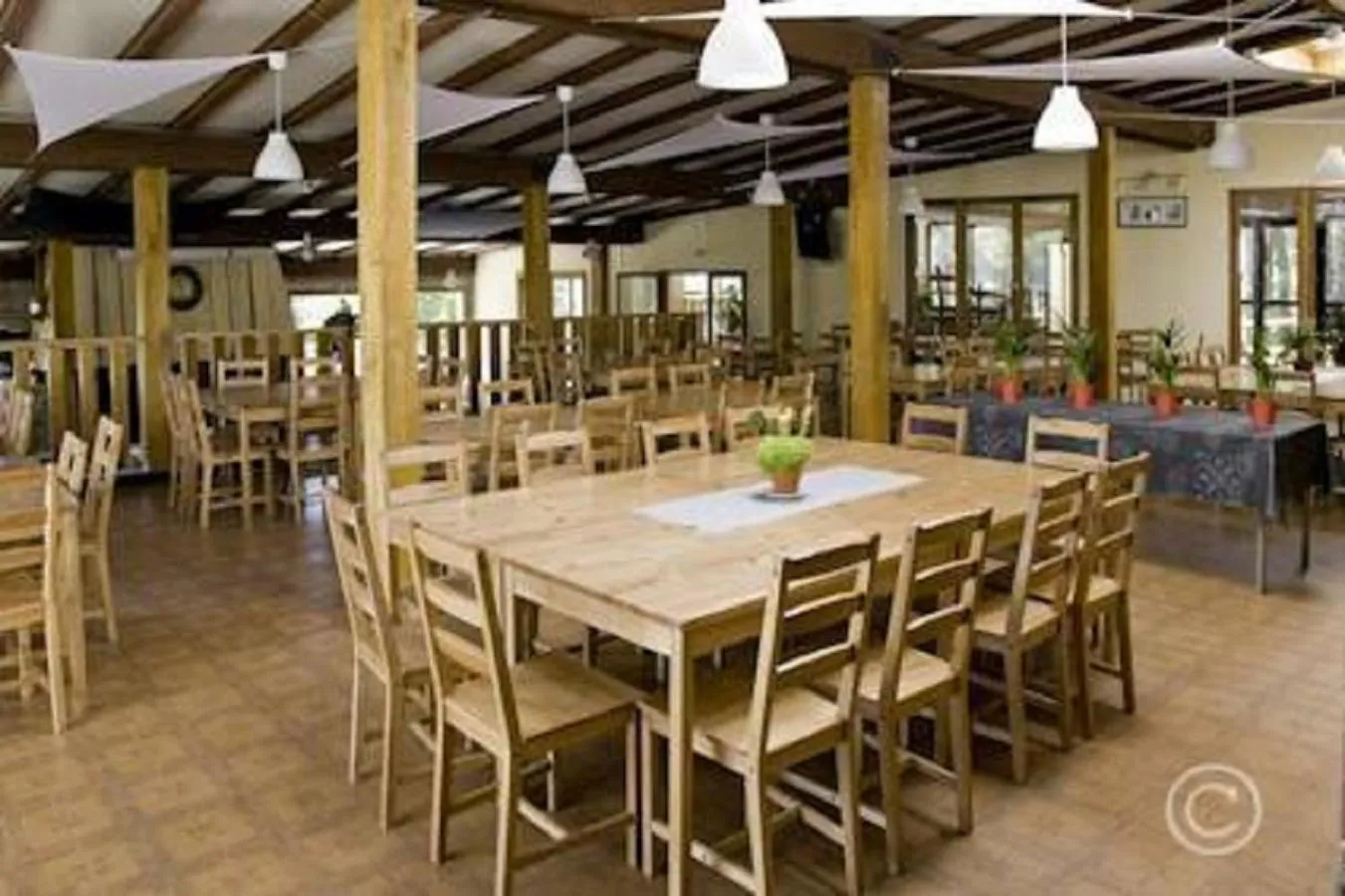 Restaurant/places to eat in Azur et Neige