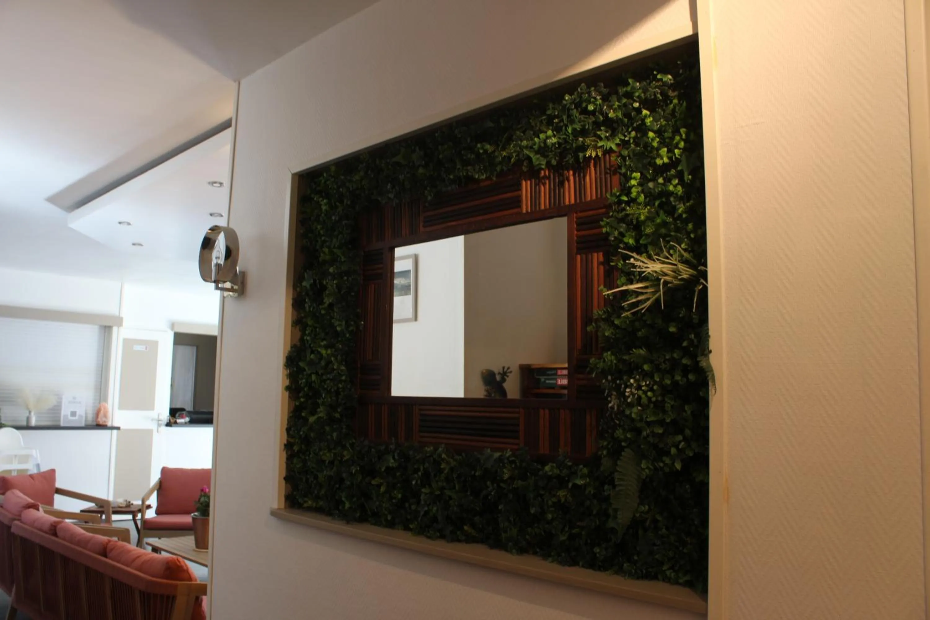 Living room in Hôtel Restaurant Mas Le Châtelet