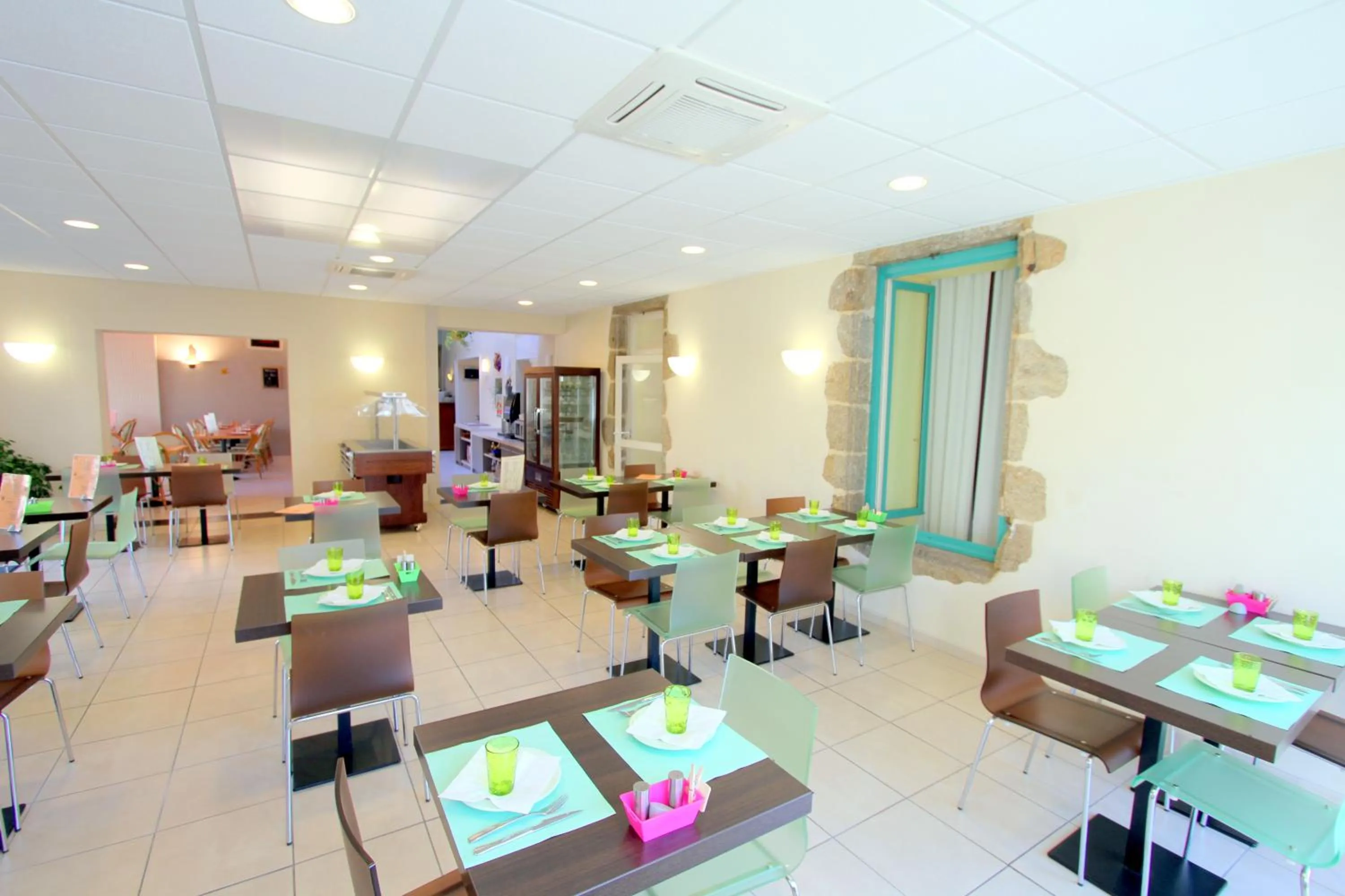 Restaurant/places to eat in Logis Hotel Restaurant Le Grand Turc