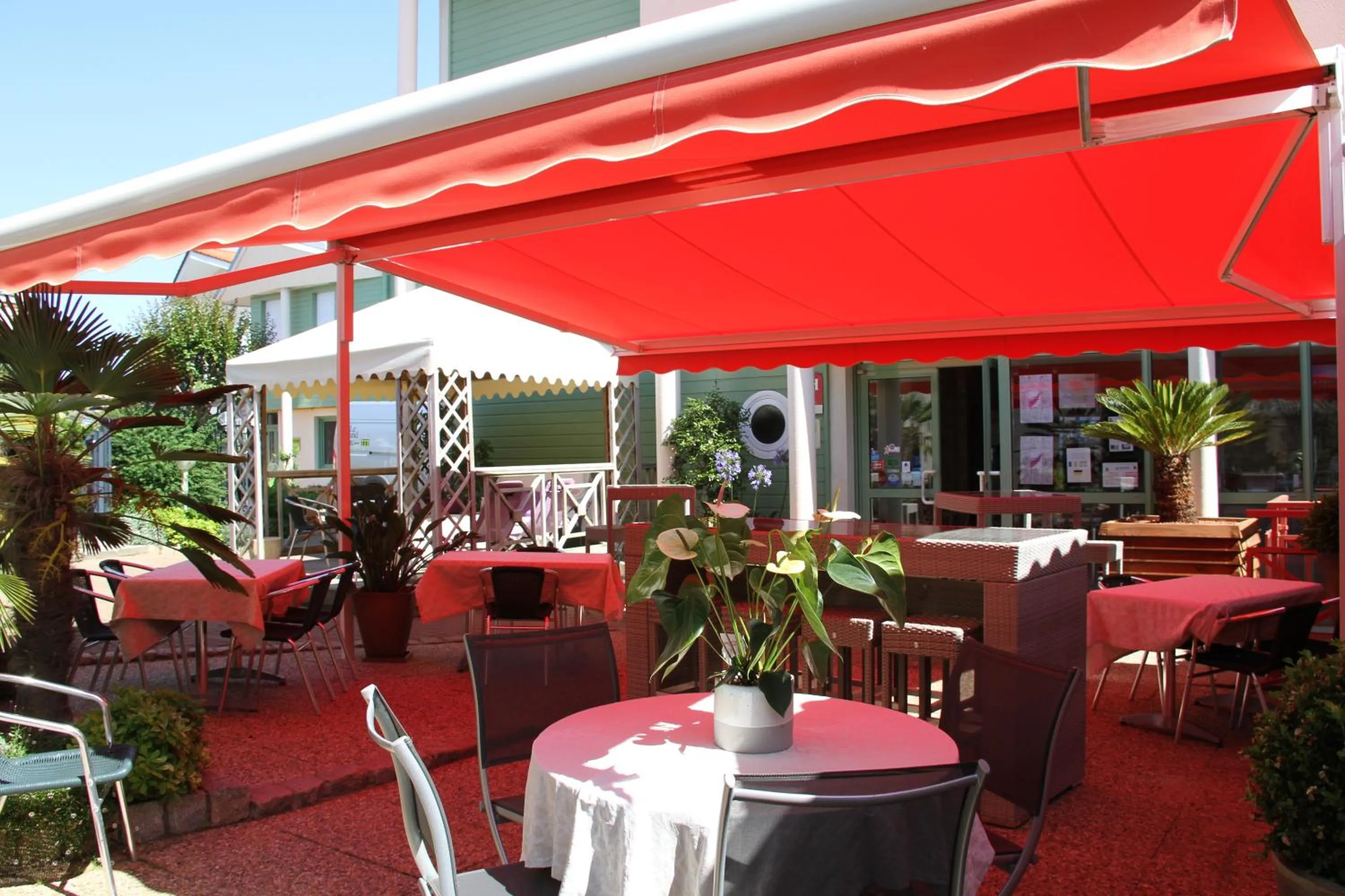 Balcony/Terrace in Logis Hotel Restaurant Le Grand Turc