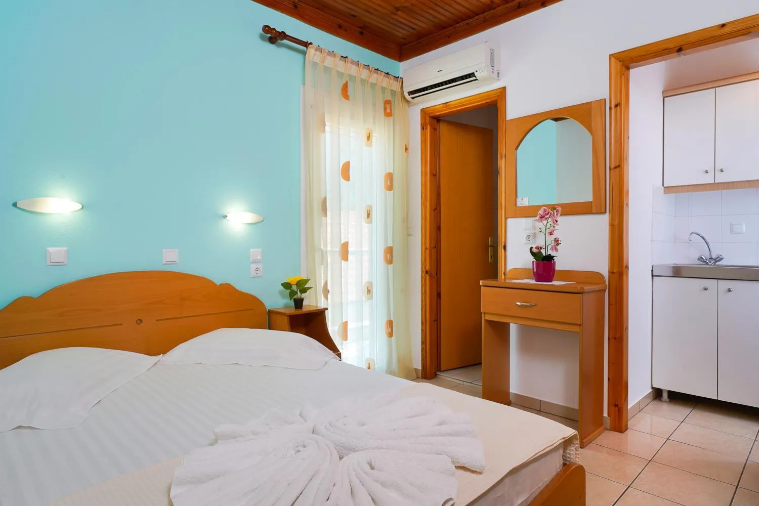 Bed in Hotel Anna