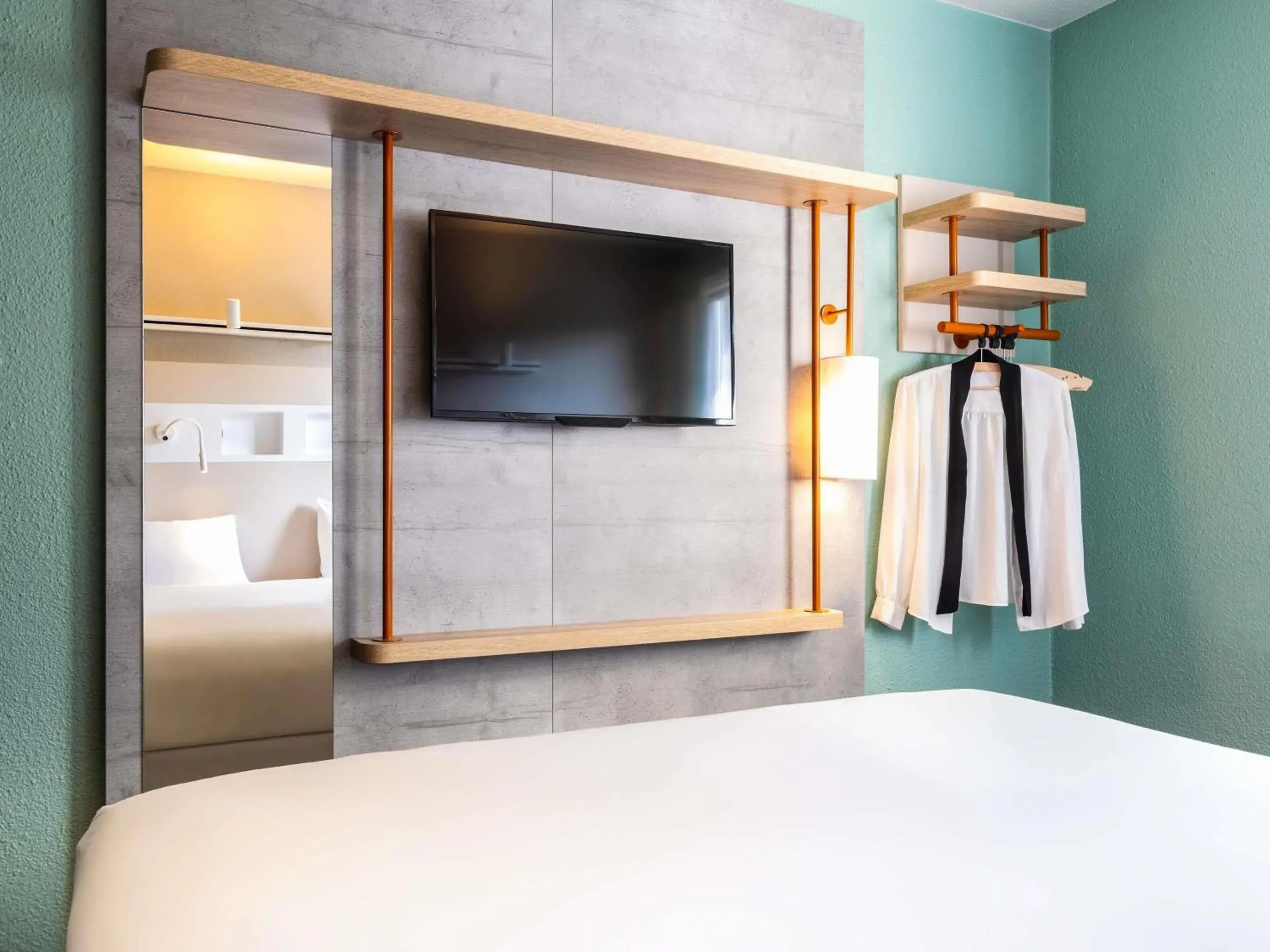 Bedroom, Bed in ibis budget Nancy Porte Sud Bedroom, Bed in ibis budget Nancy Porte Sud