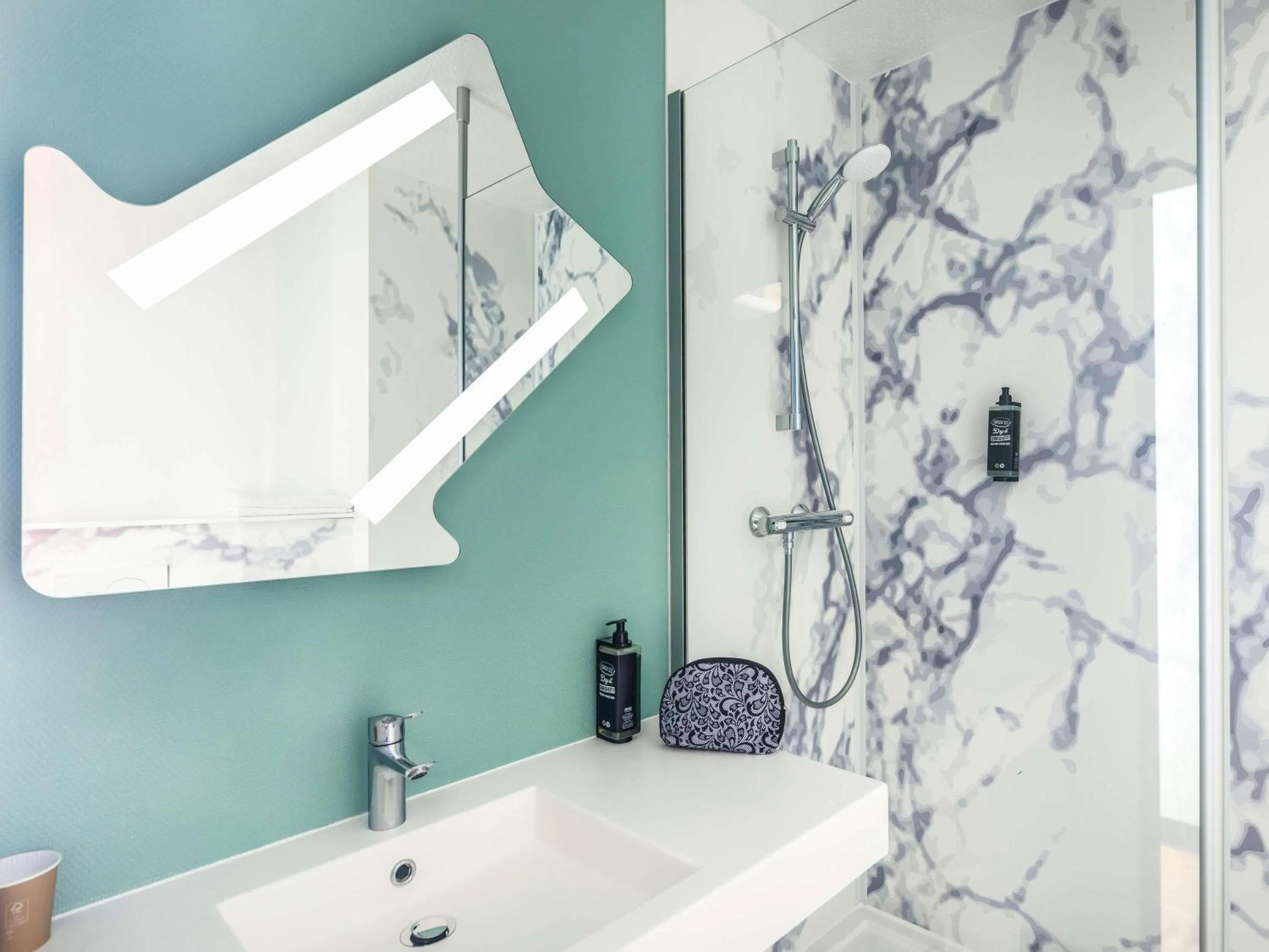 Bedroom in ibis budget Nancy Porte Sud