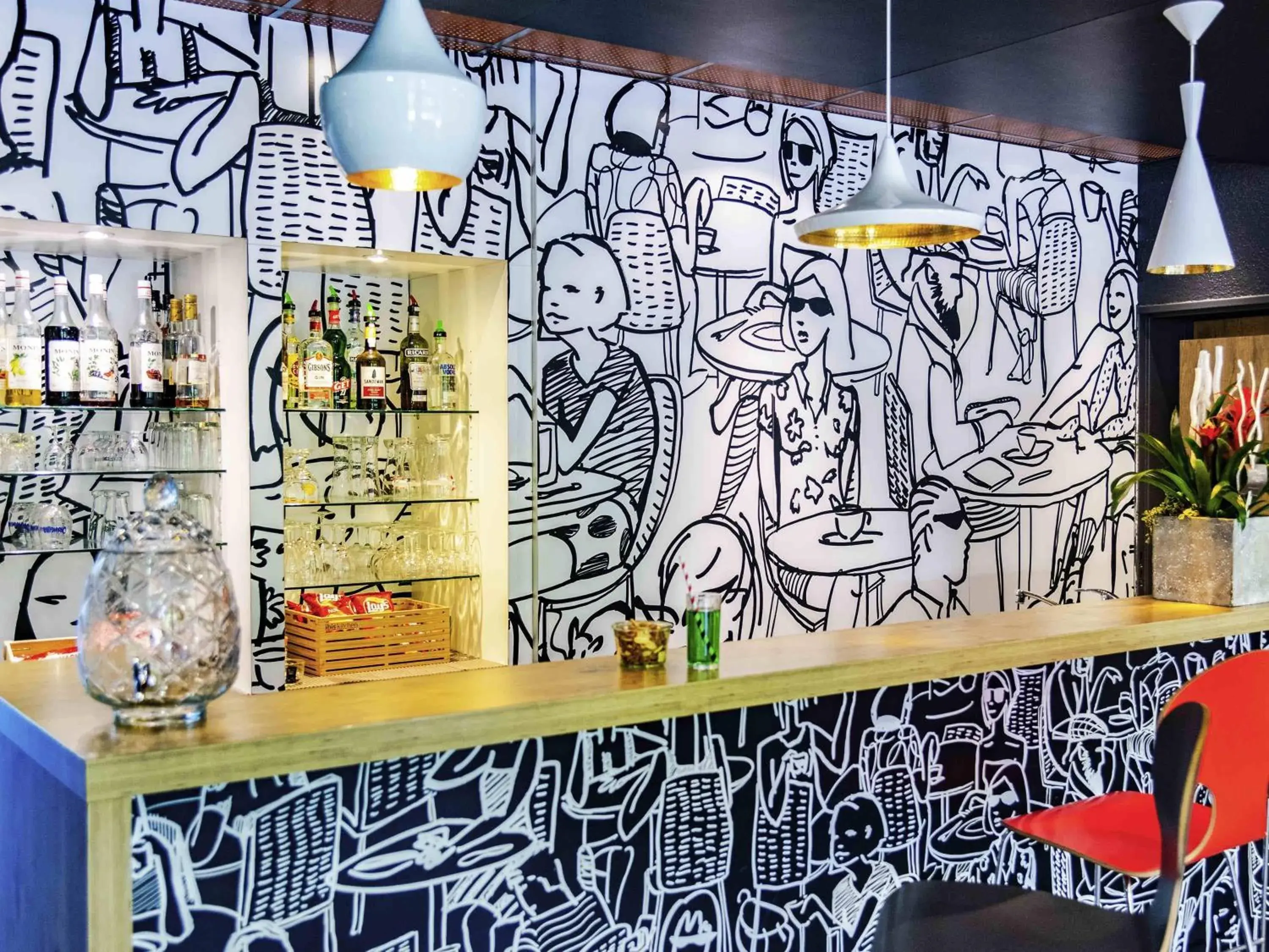 Lounge or bar in ibis Avignon Centre Pont De L'Europe Lounge or bar in ibis Avignon Centre Pont De L'Europe