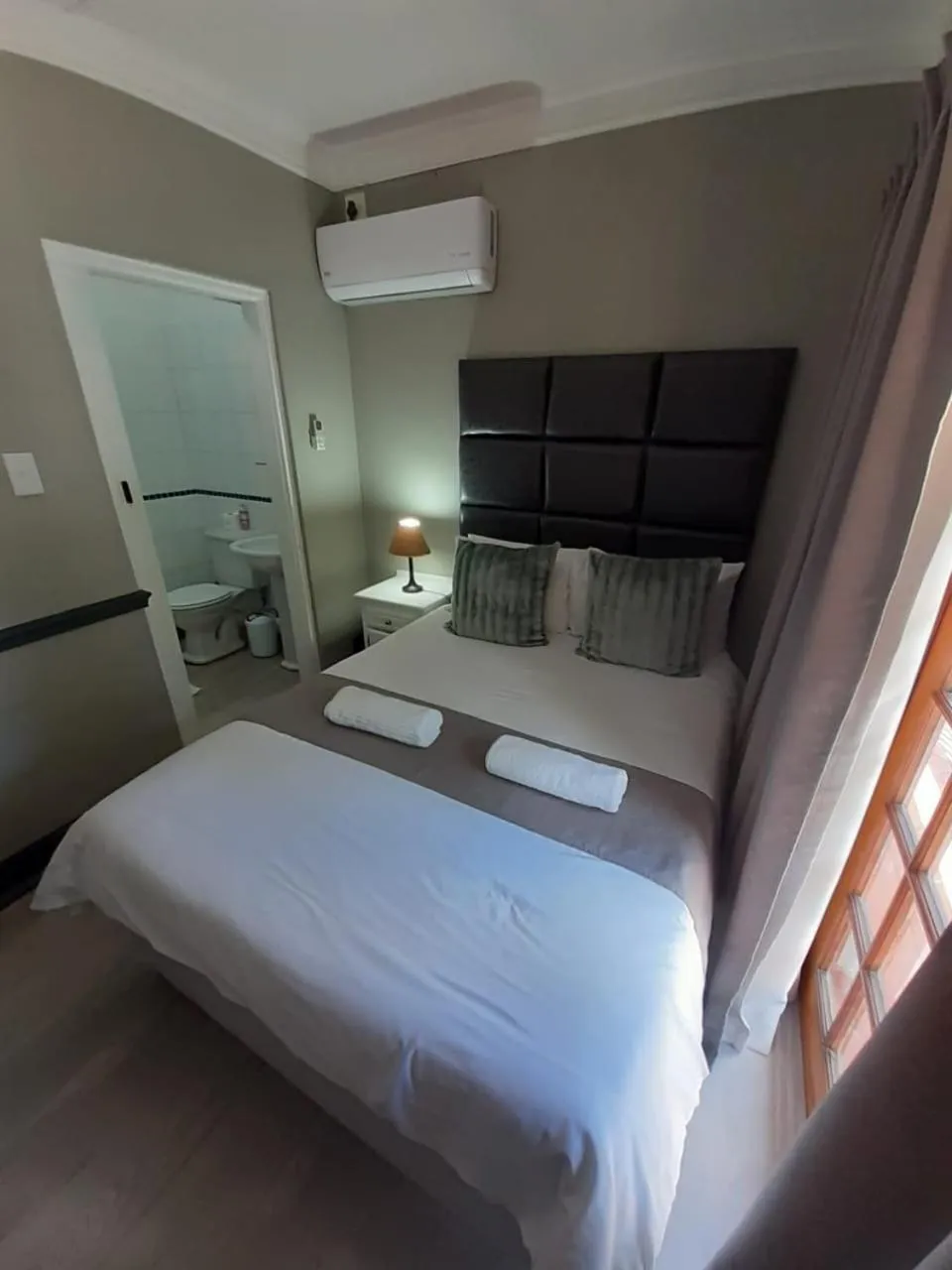 Bed in Oakwood Lodge