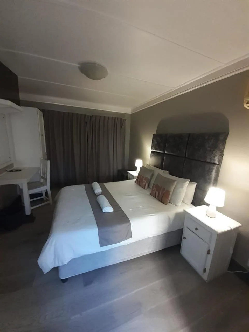 Bed in Oakwood Lodge