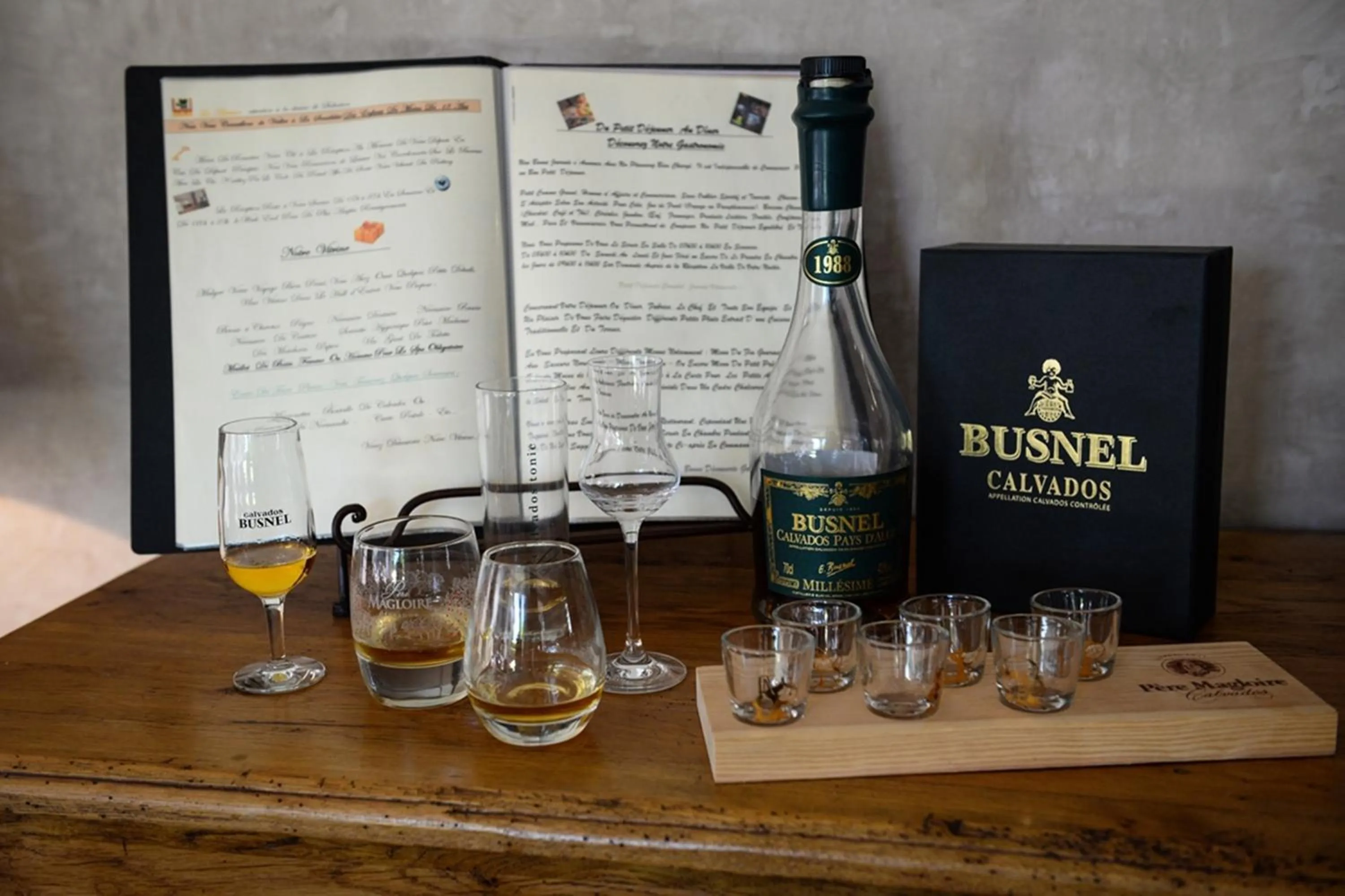 Alcoholic drinks in Logis Hôtel Restaurant Spa L'auberge Du President