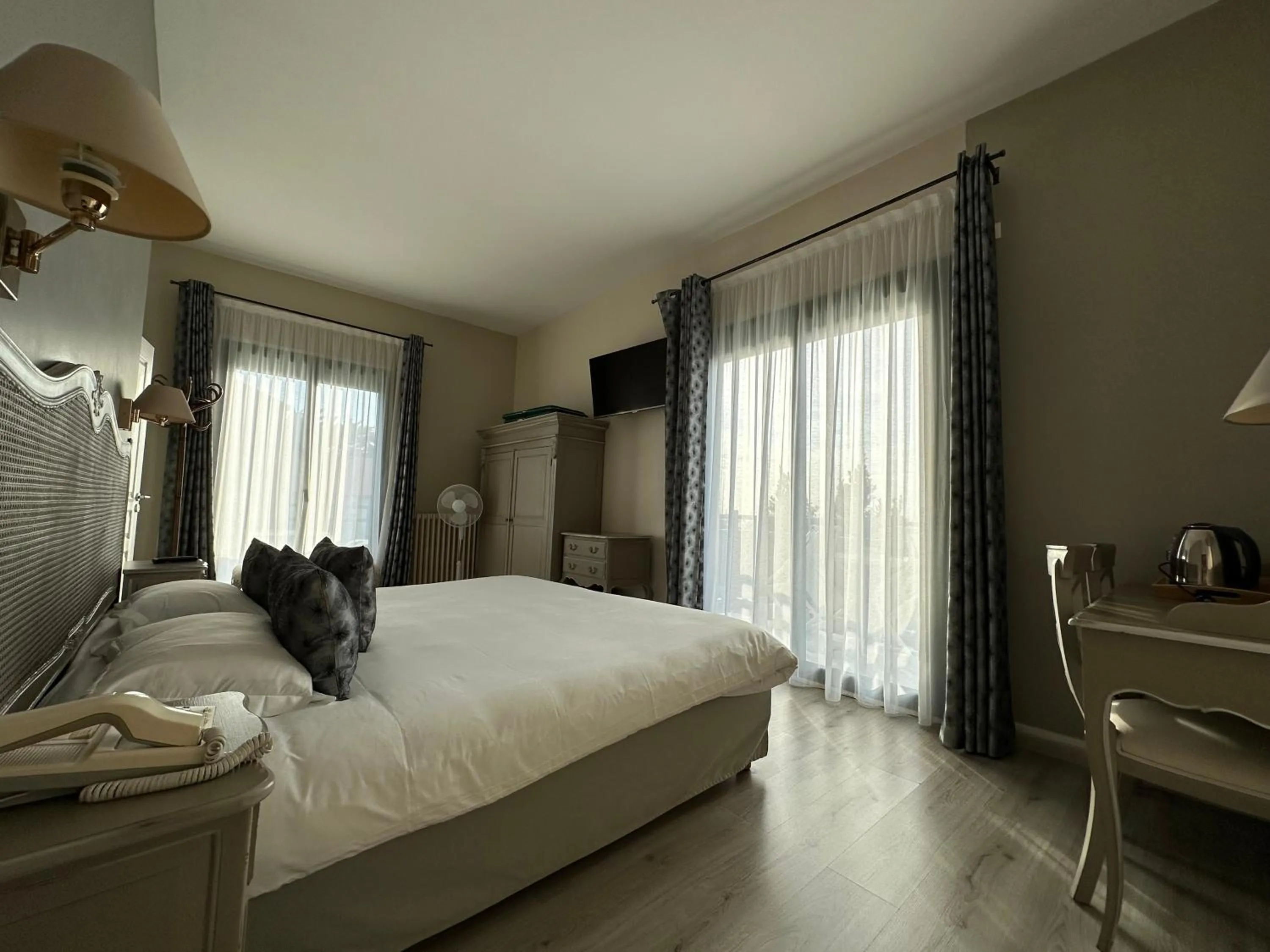 Bed in Hotel des Pins