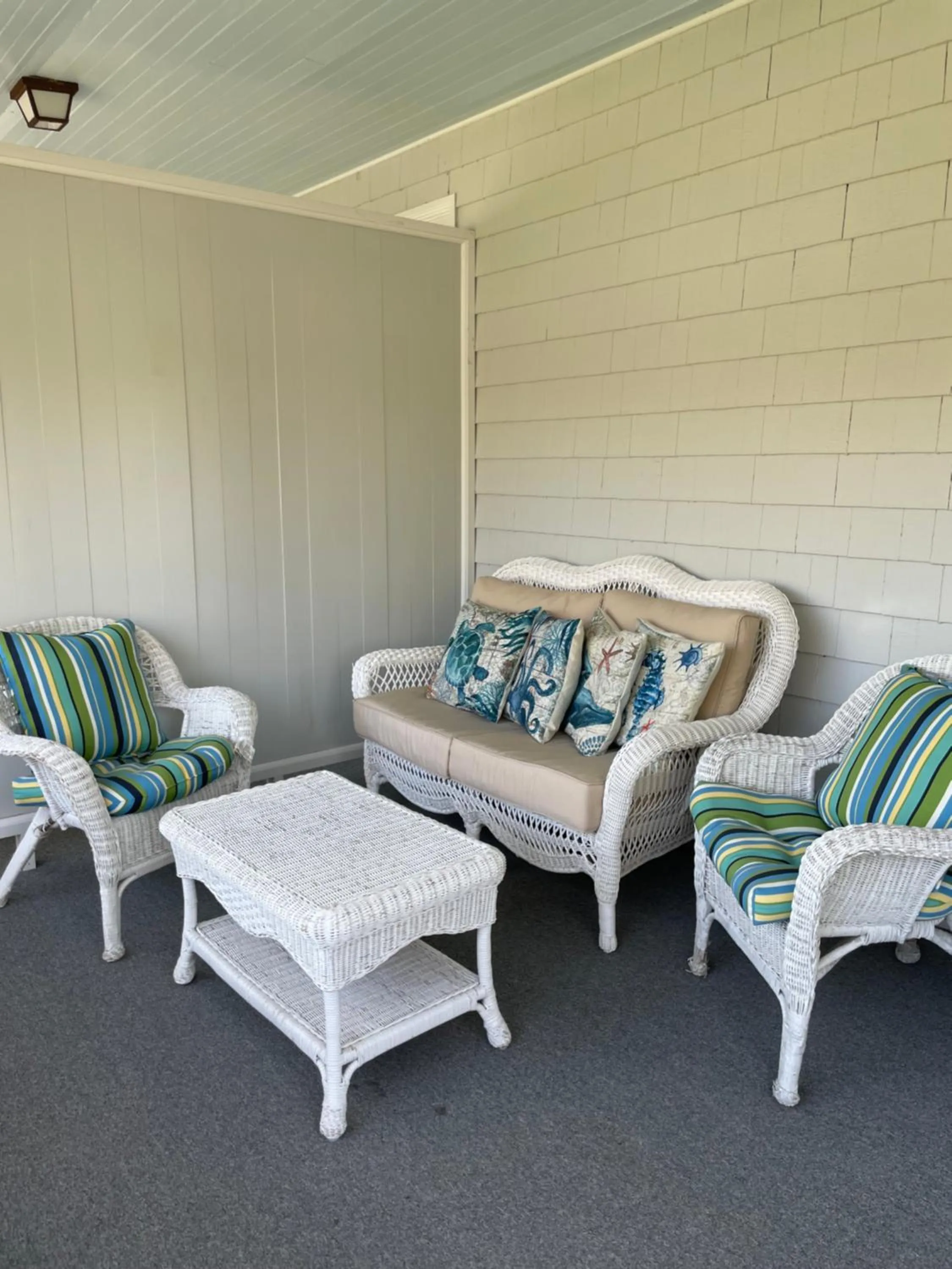 Moseley Cottage Inn and The Town Motel