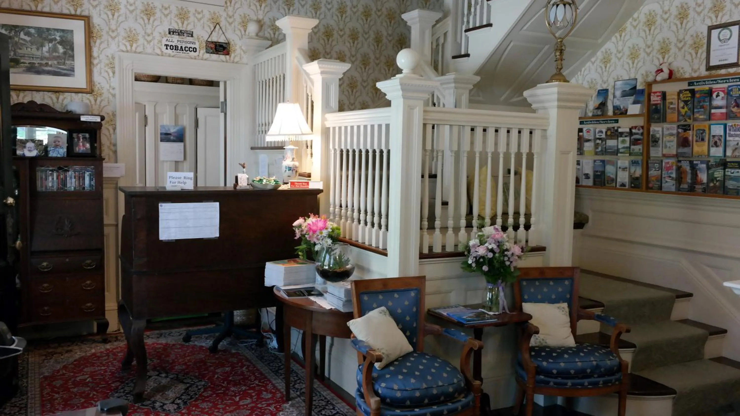 Lobby or reception in Moseley Cottage Inn and The Town Motel