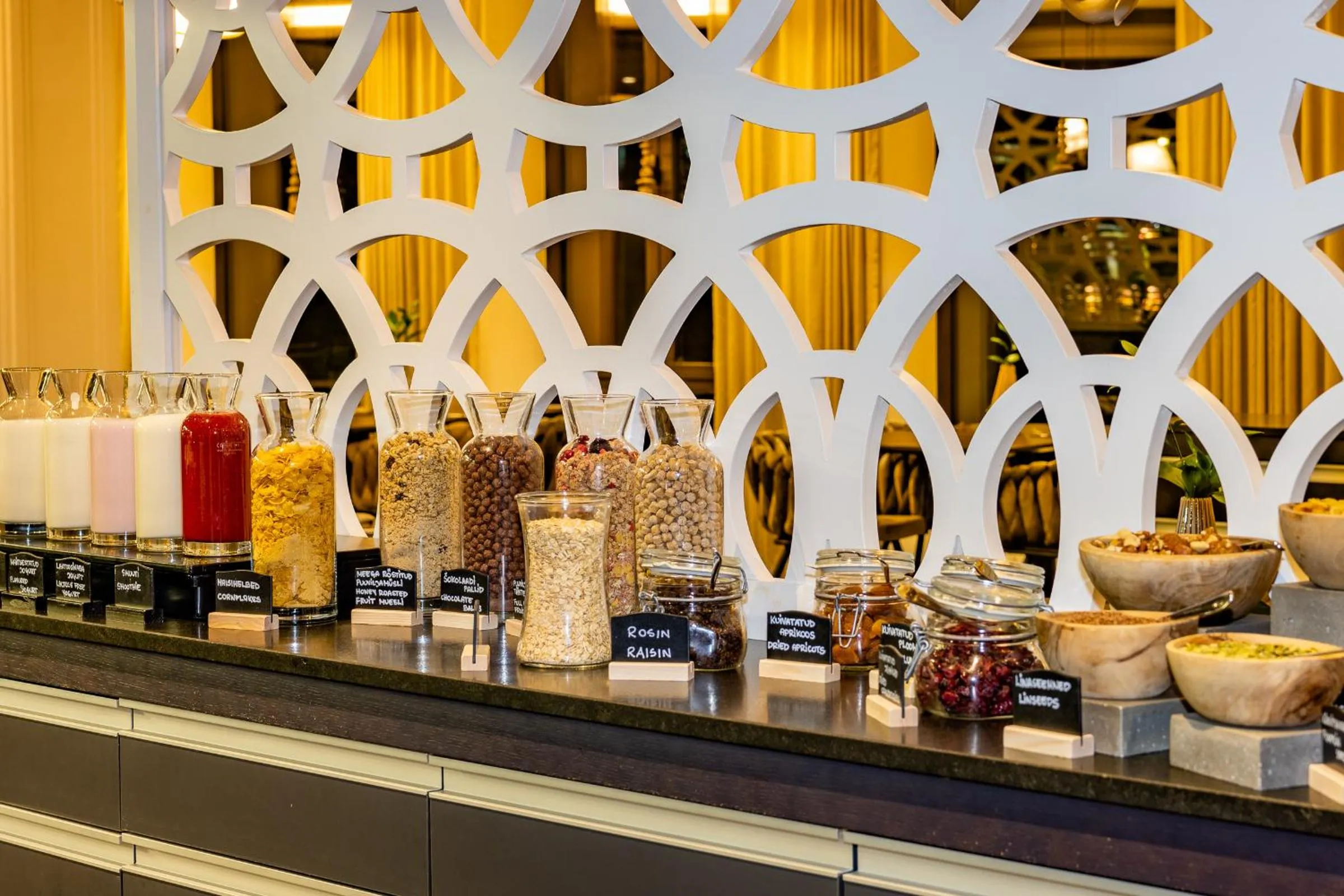 Breakfast in Lydia Hotel