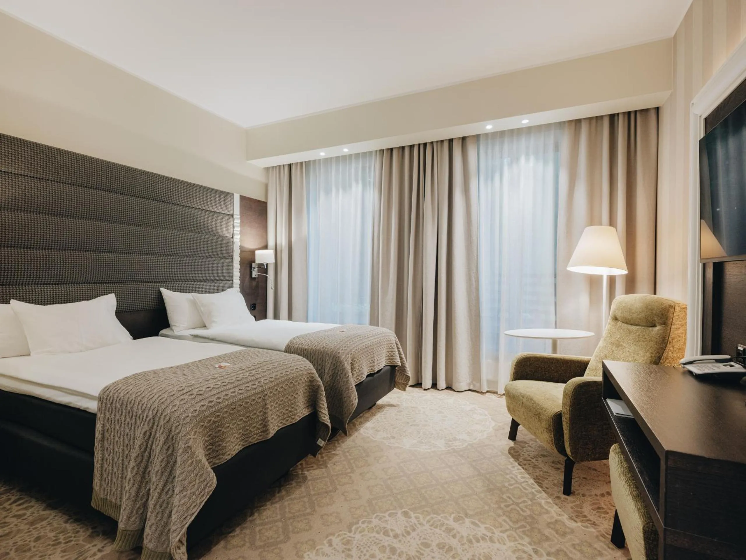 Bedroom, Bed in Lydia Hotel