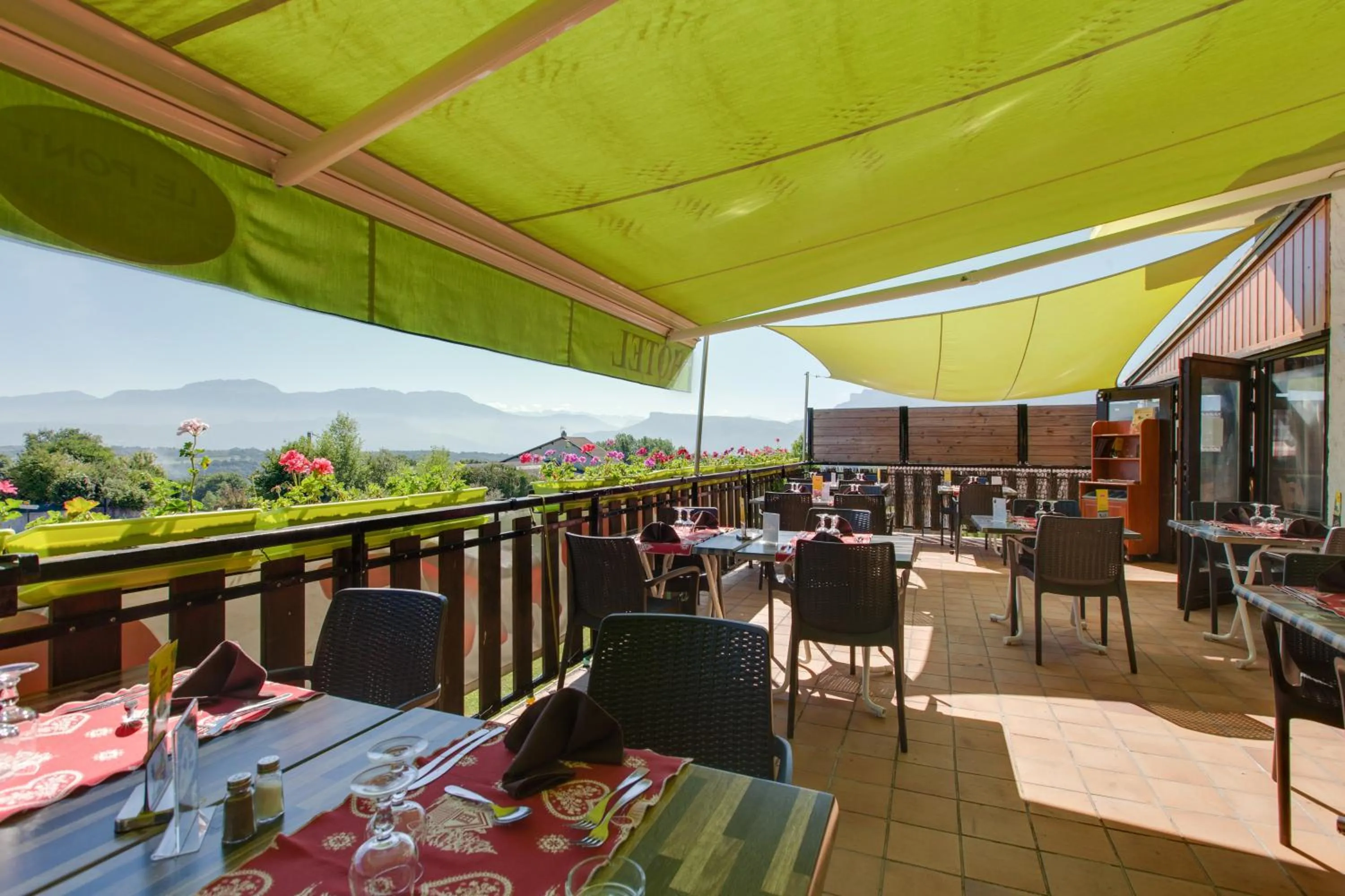 Balcony/Terrace in Logis Le Pont de Champ