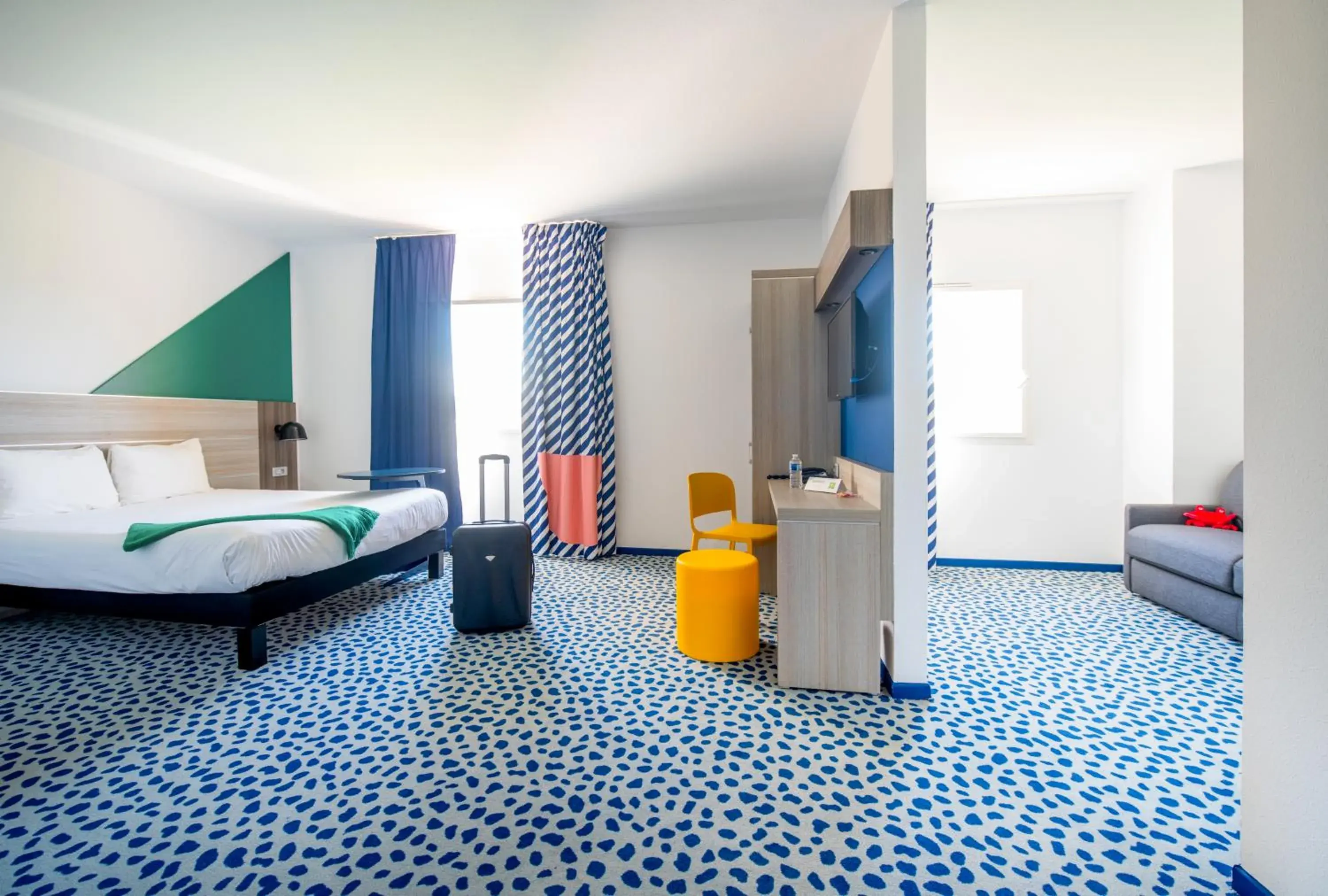 Bedroom, Bed in ibis Styles Marseille Plan de Campagne Bedroom, Bed in ibis Styles Marseille Plan de Campagne
