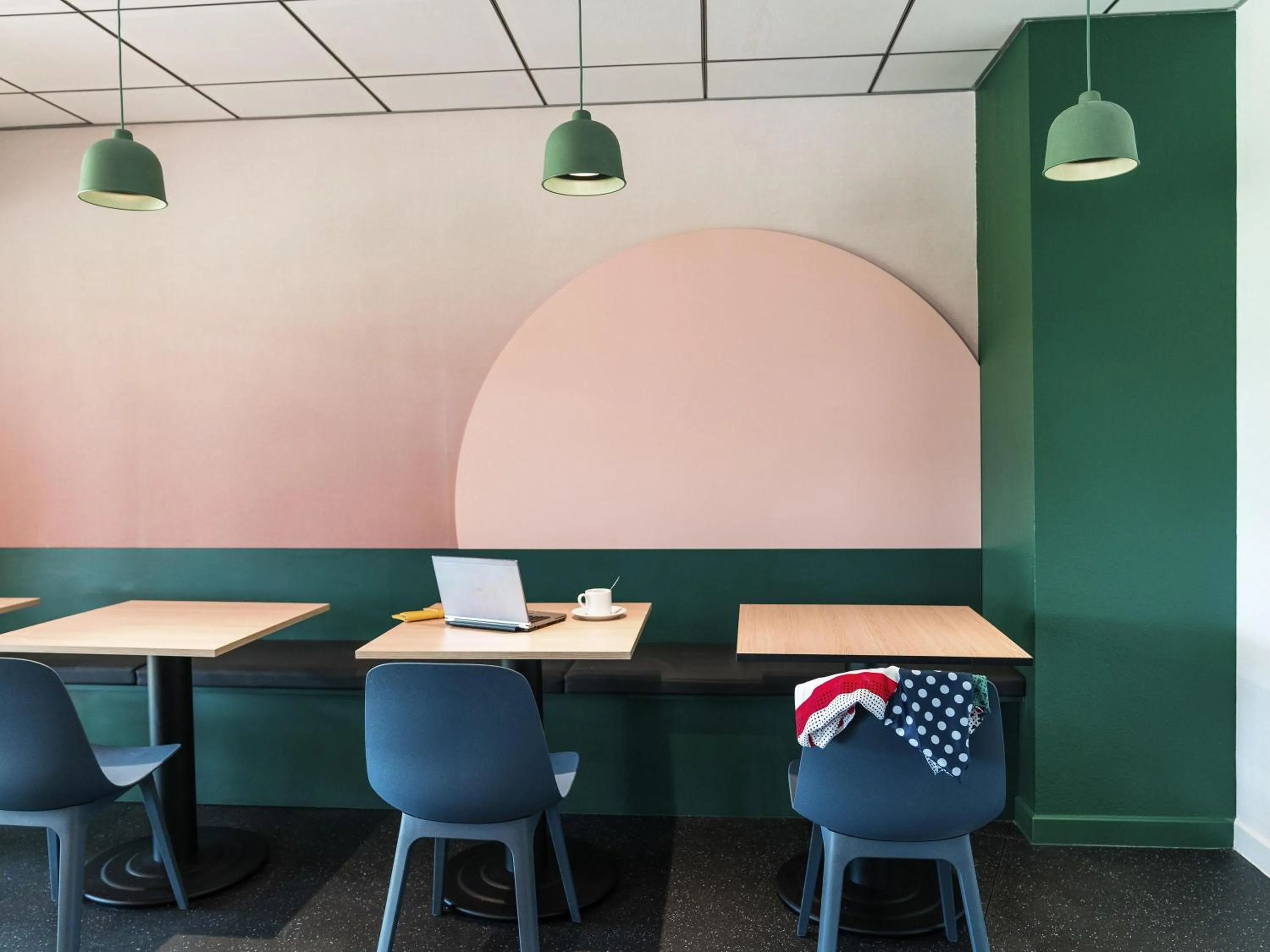 Other in ibis Styles Marseille Plan de Campagne