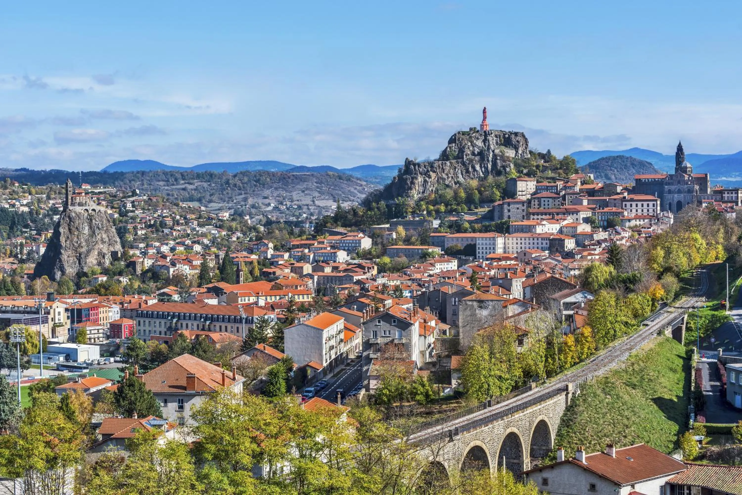 City view in ibis Styles Le Puy en Velay