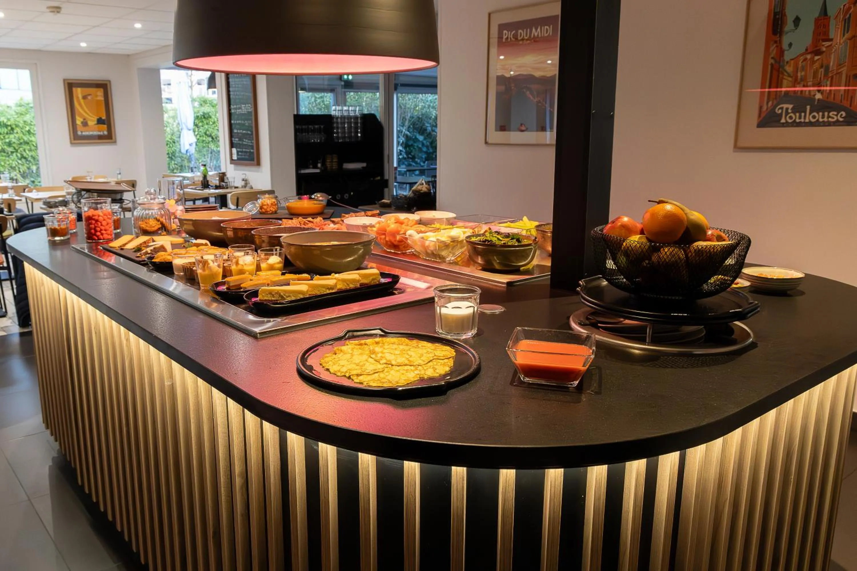 Restaurant/places to eat in Campanile Toulouse - Blagnac Aéroport