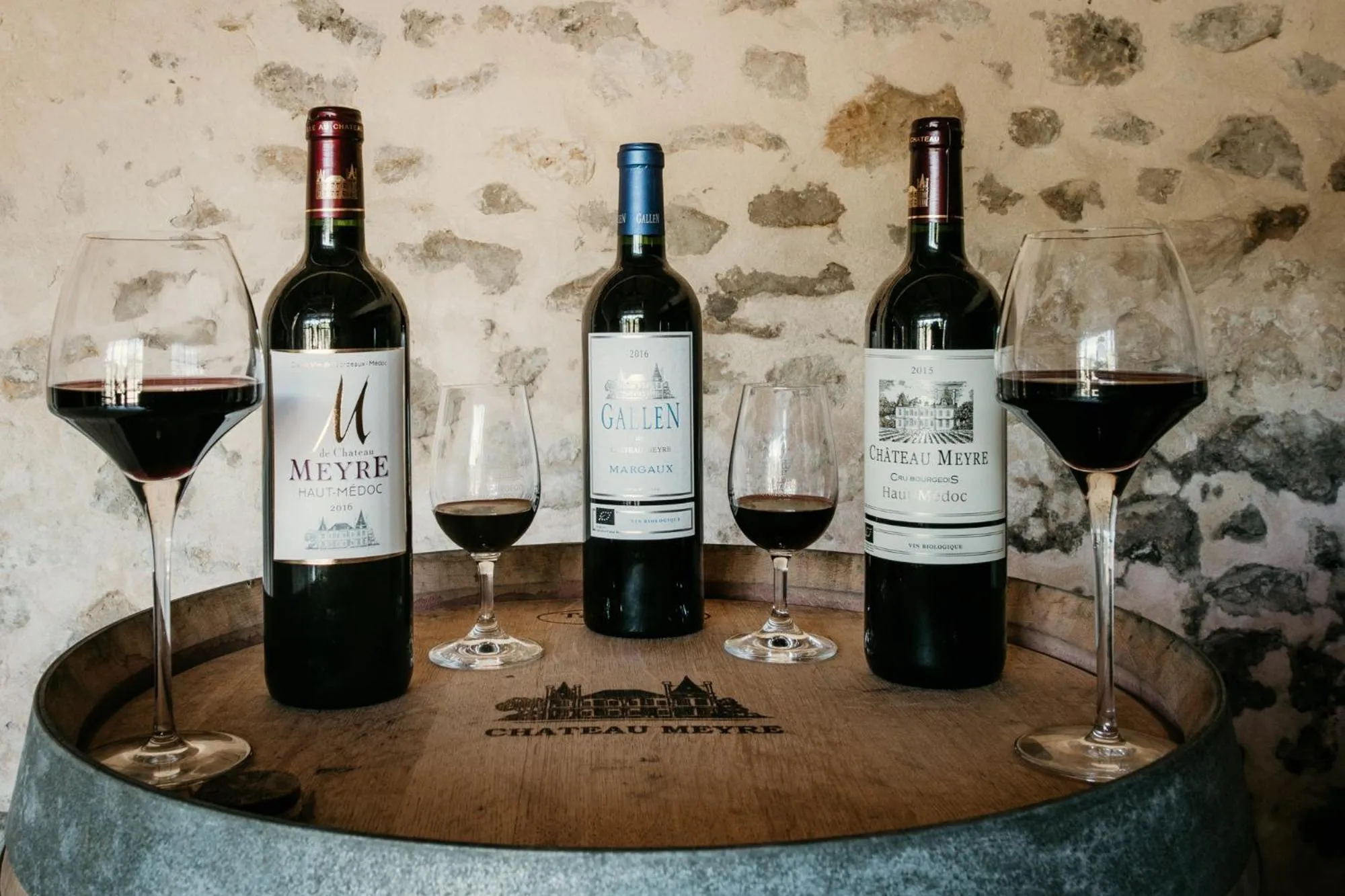 Alcoholic drinks in Château Meyre