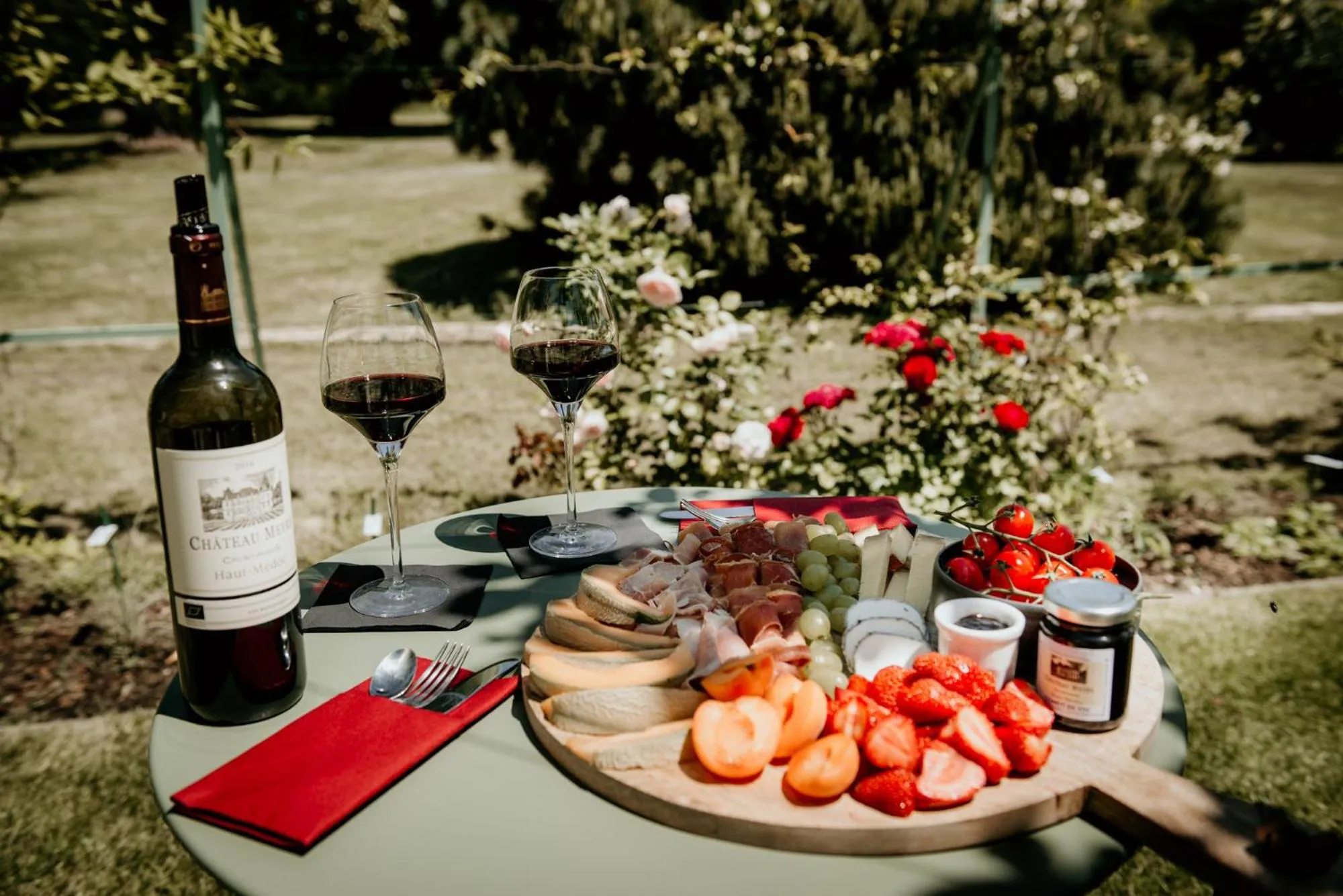 Food and drinks in Château Meyre