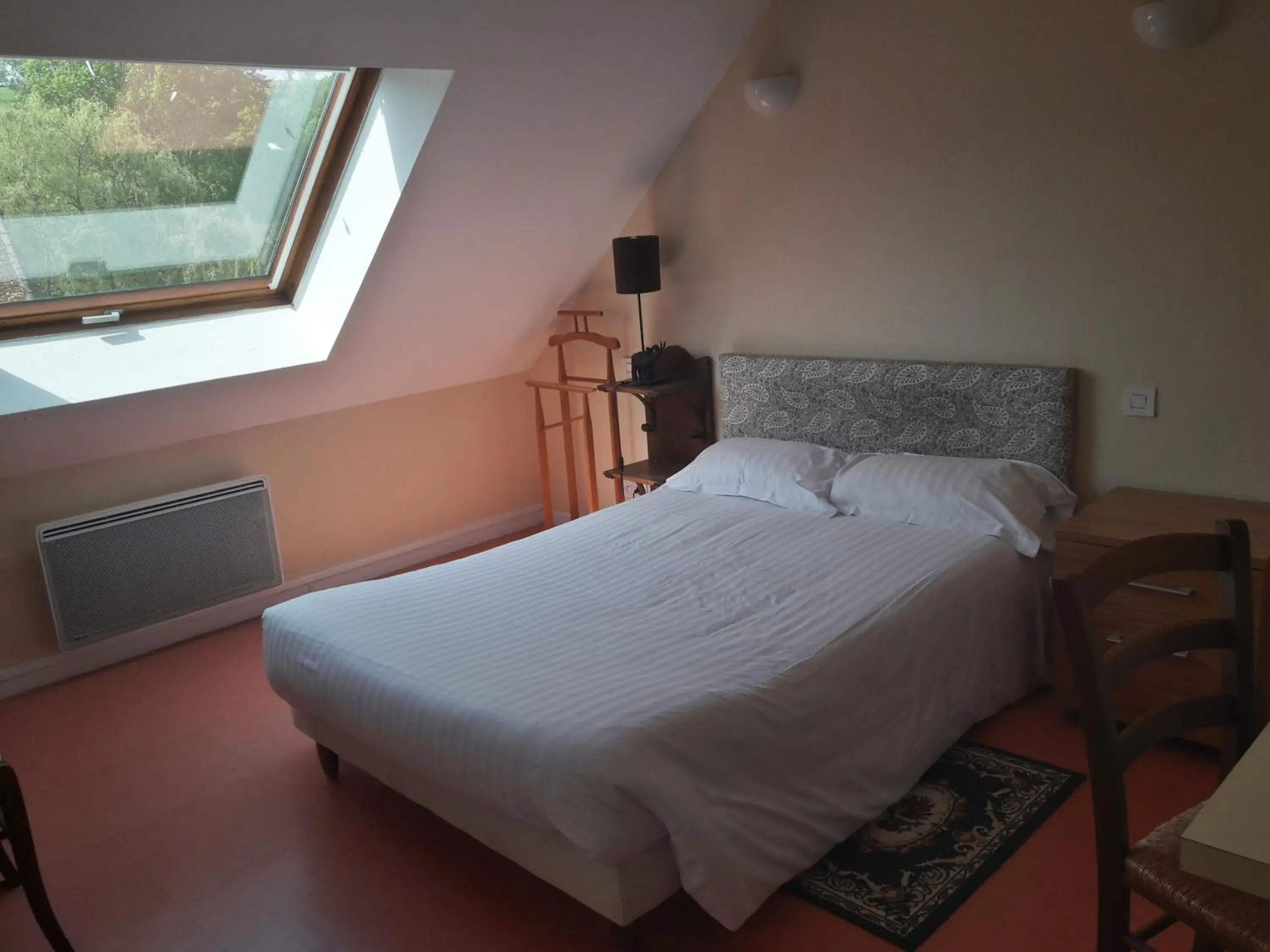 Double Room - single occupancy in Auberge De L'Omois Double Room - single occupancy in Auberge De L'Omois