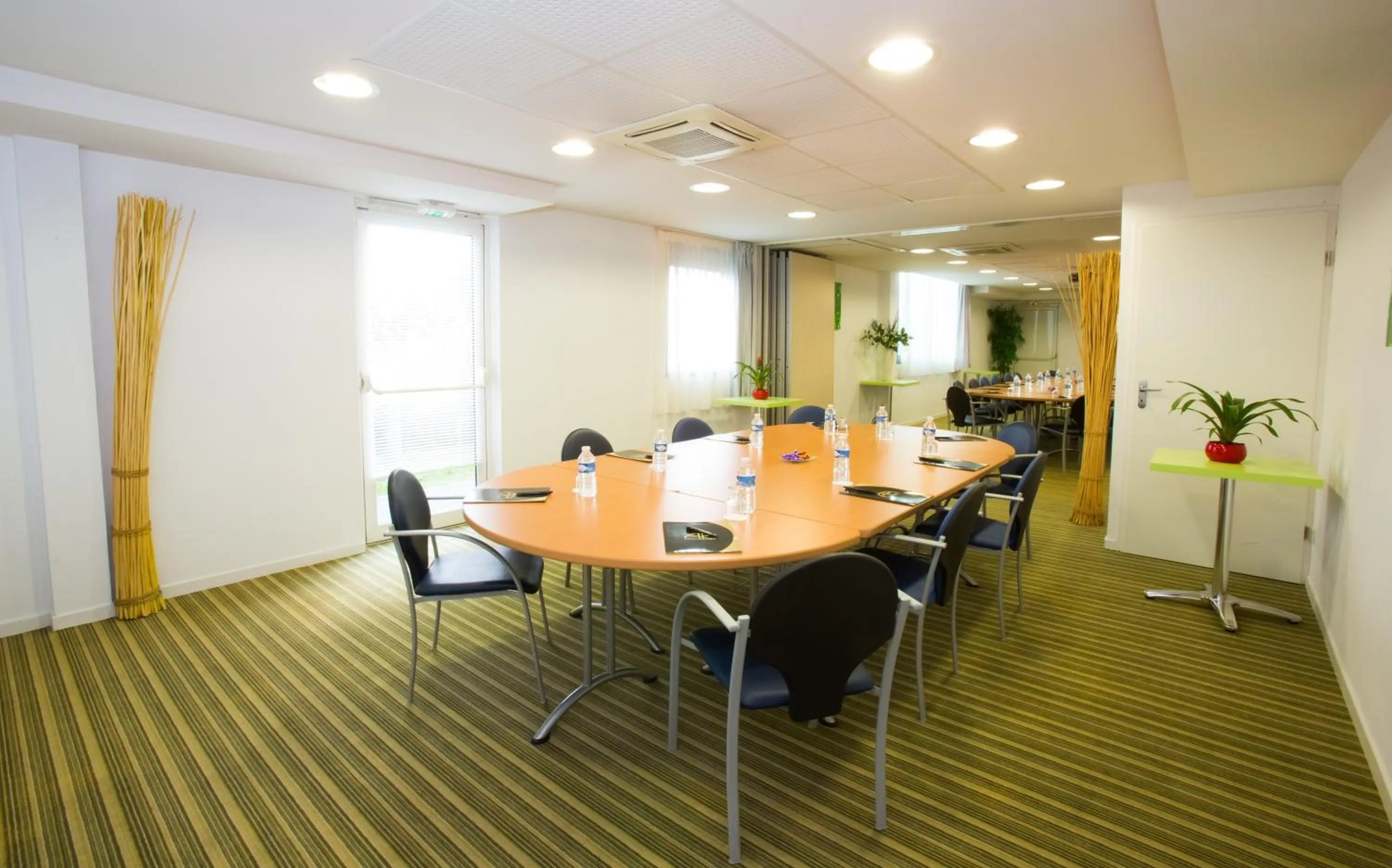 Business facilities in All Suites Appart Hôtel - Bordeaux Lac