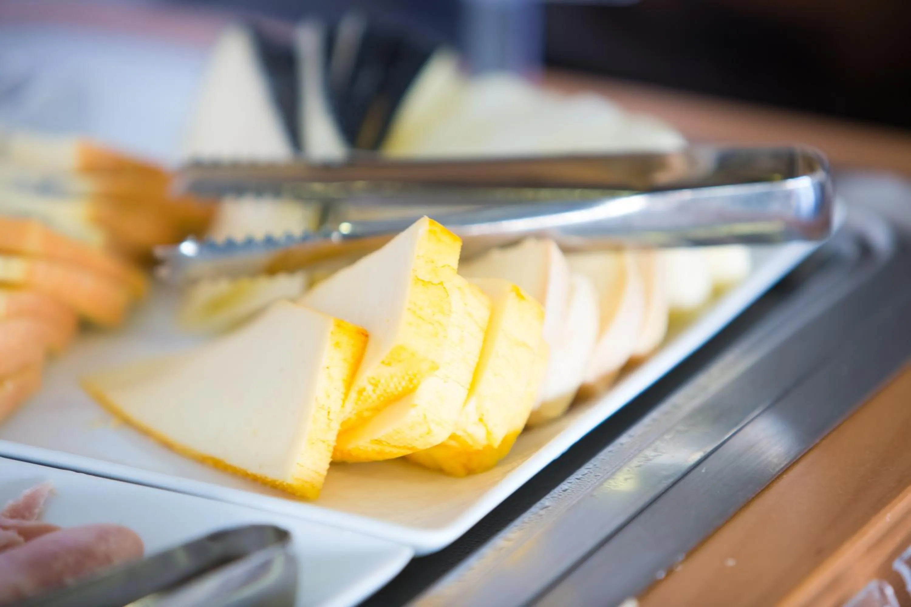 Breakfast in All Suites Appart Hôtel - Bordeaux Lac