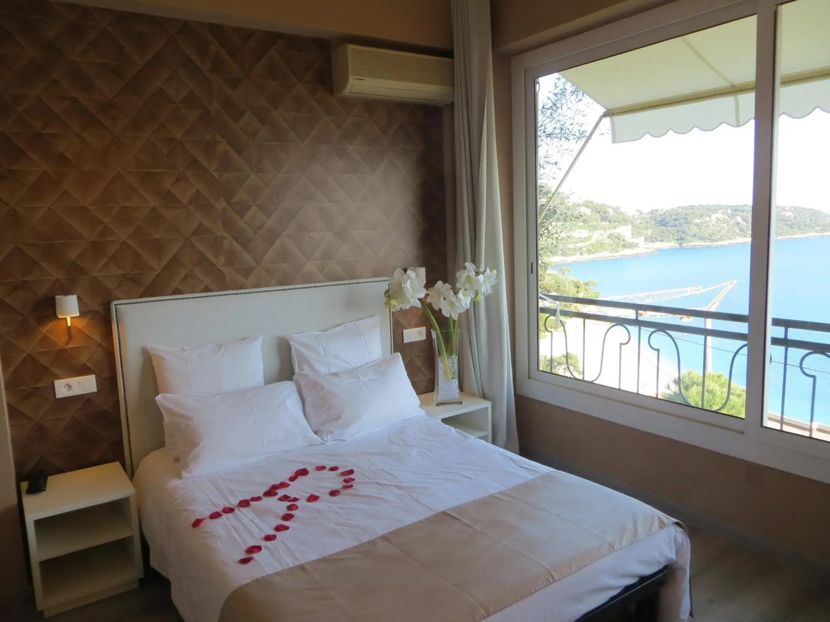 Double or Twin Room with View in Hotel de charme Regency Double or Twin Room with View in Hotel de charme Regency