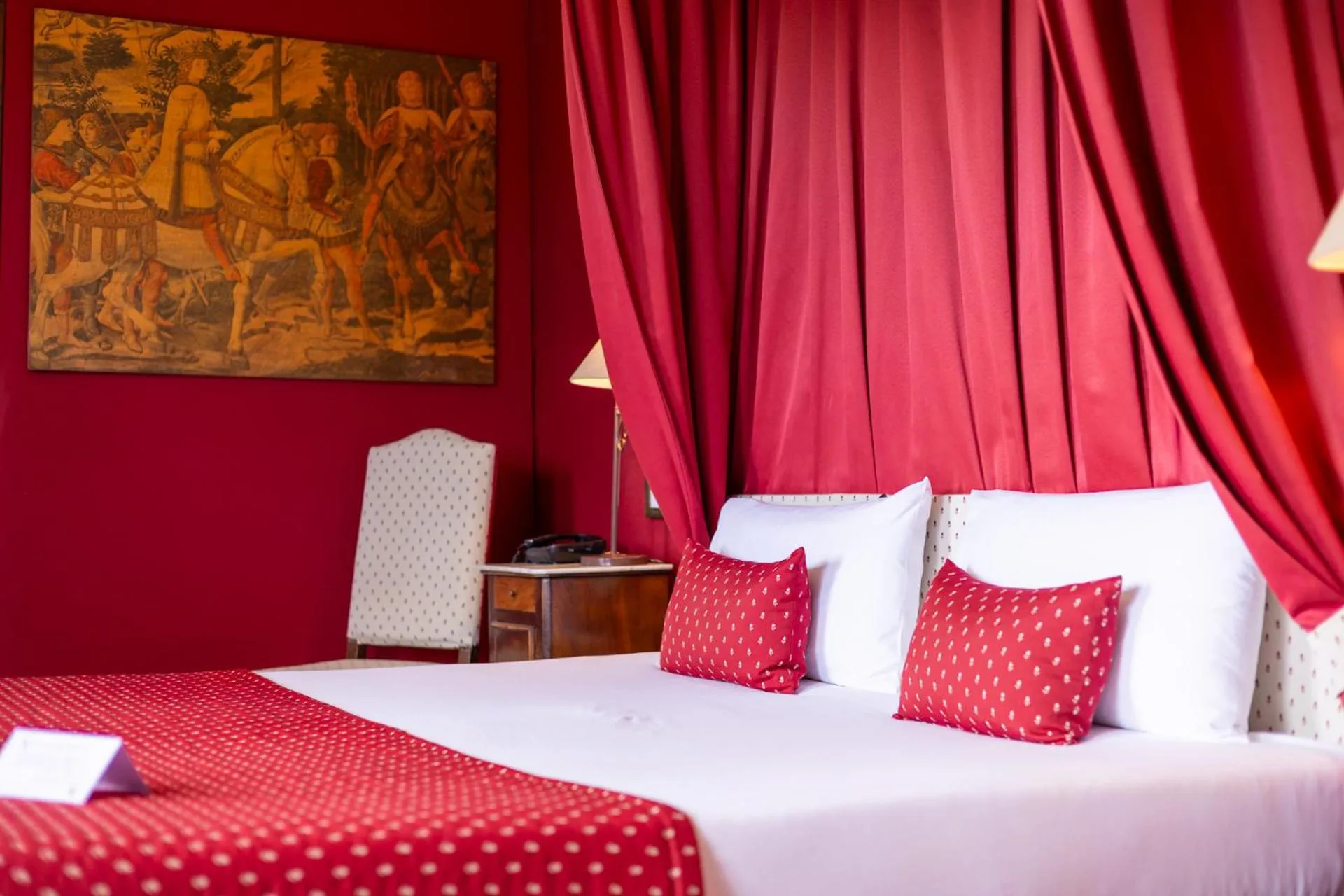 Bedroom in Château de Trigance