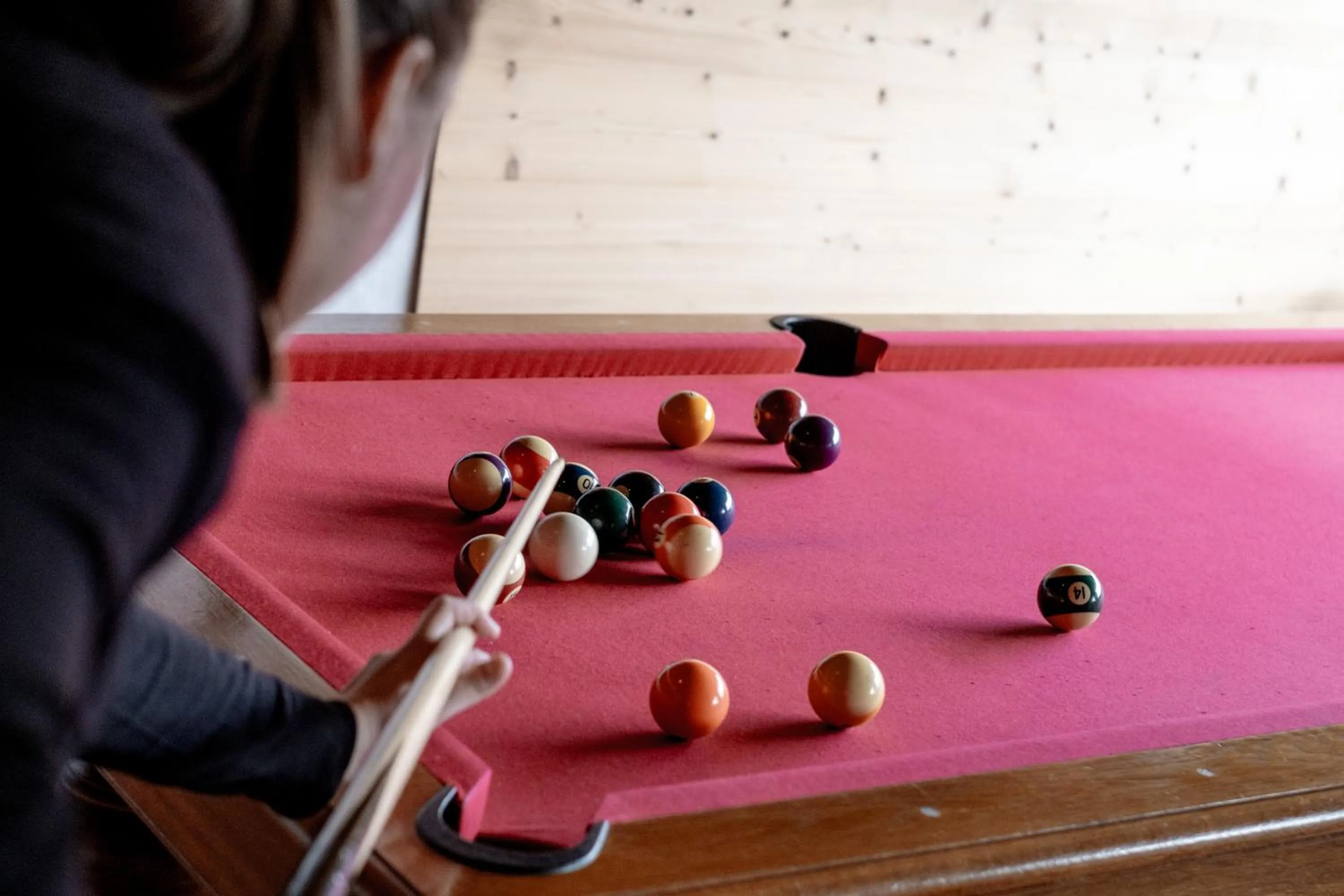 Billiard in Hôtel Les Roches Fleuries