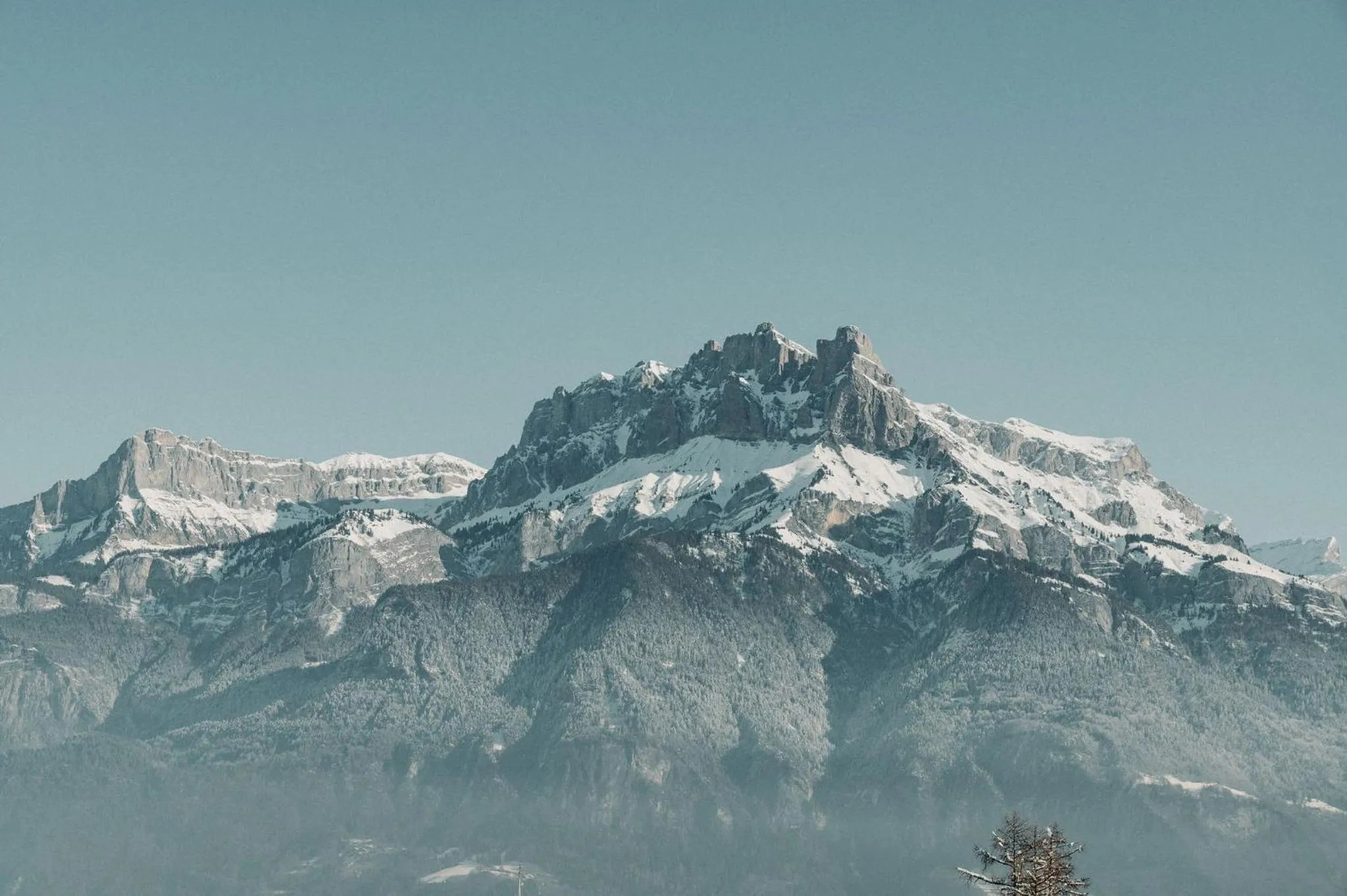 Winter in Hôtel Les Roches Fleuries