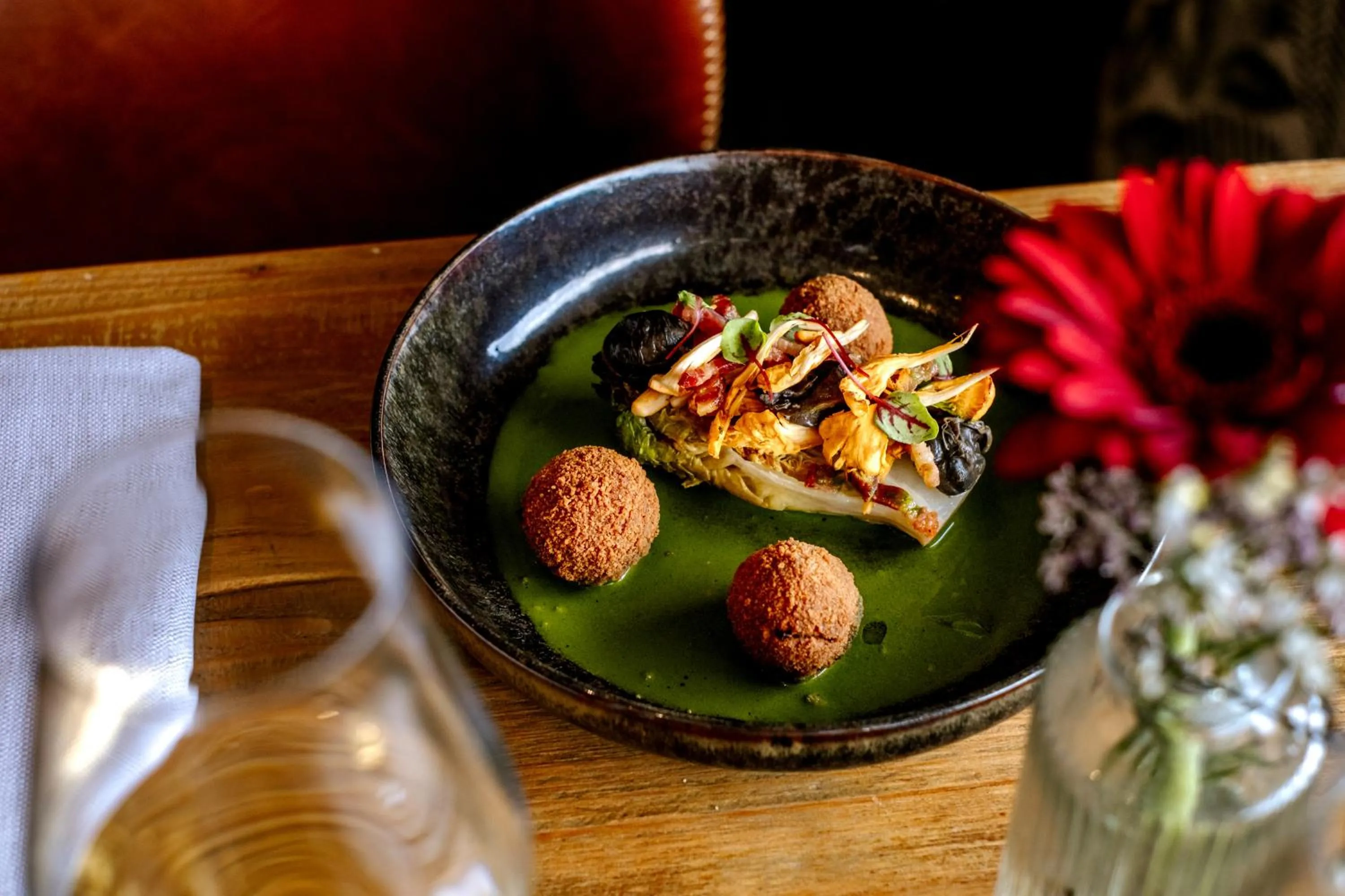 Restaurant/places to eat in Hôtel Les Roches Fleuries