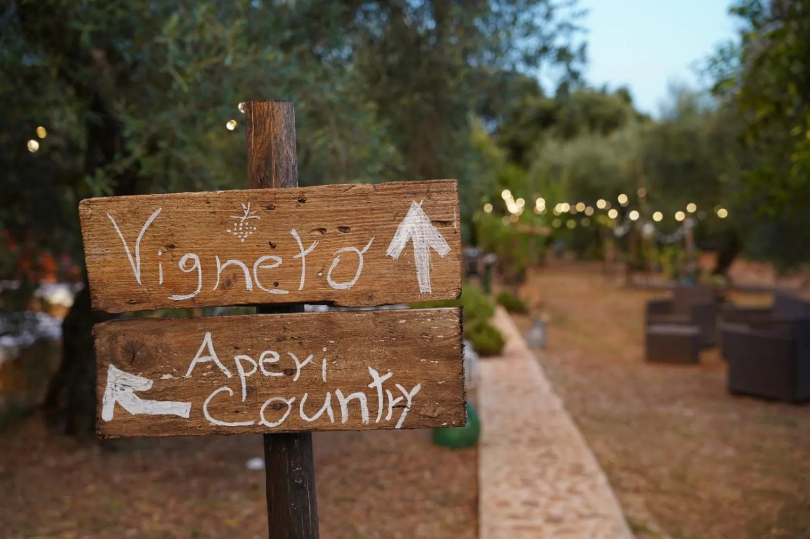 Property logo or sign in Agriturismo Country Casale Rufo