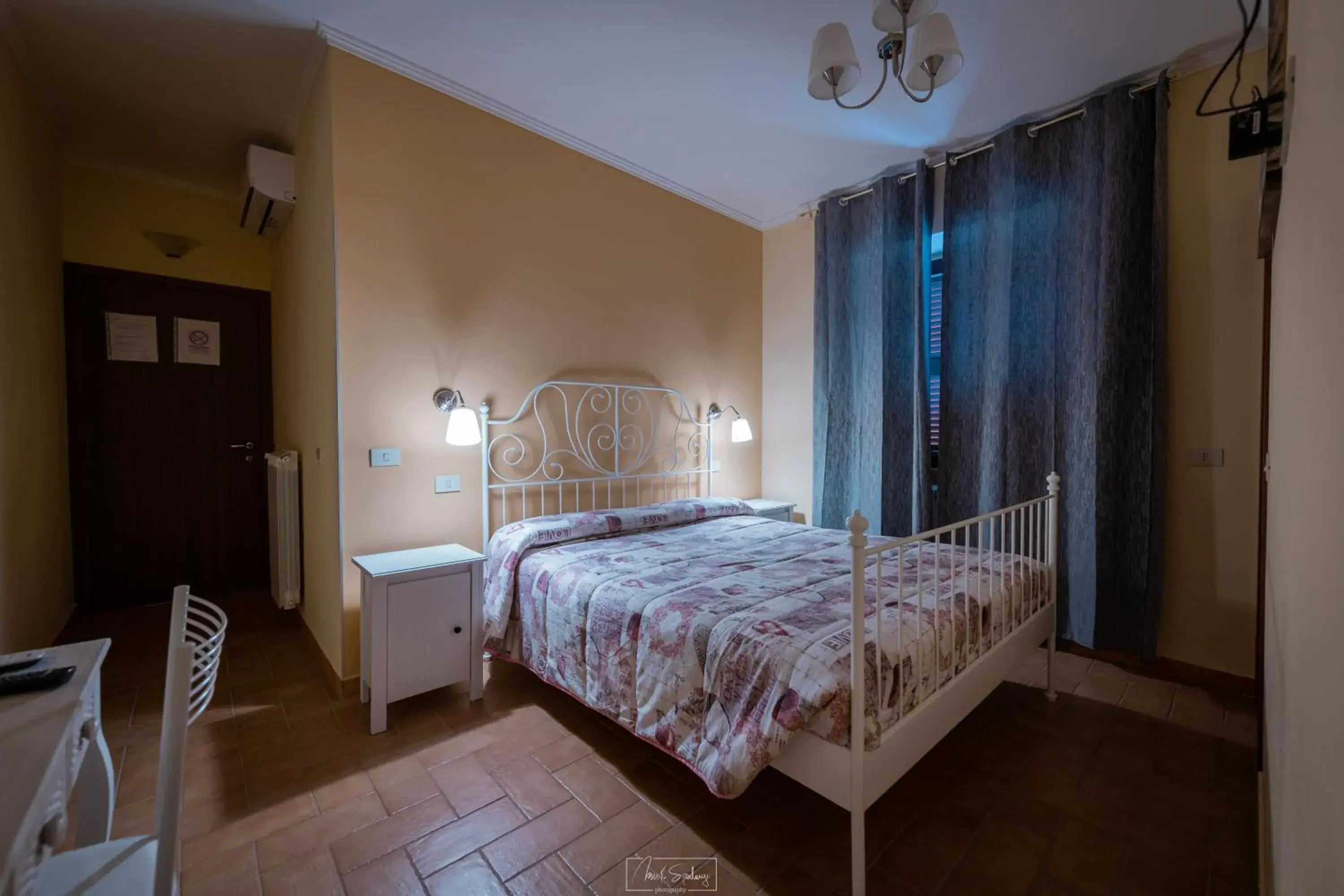 Double Room with Private Bathroom in Agriturismo Country Casale Rufo Double Room with Private Bathroom in Agriturismo Country Casale Rufo