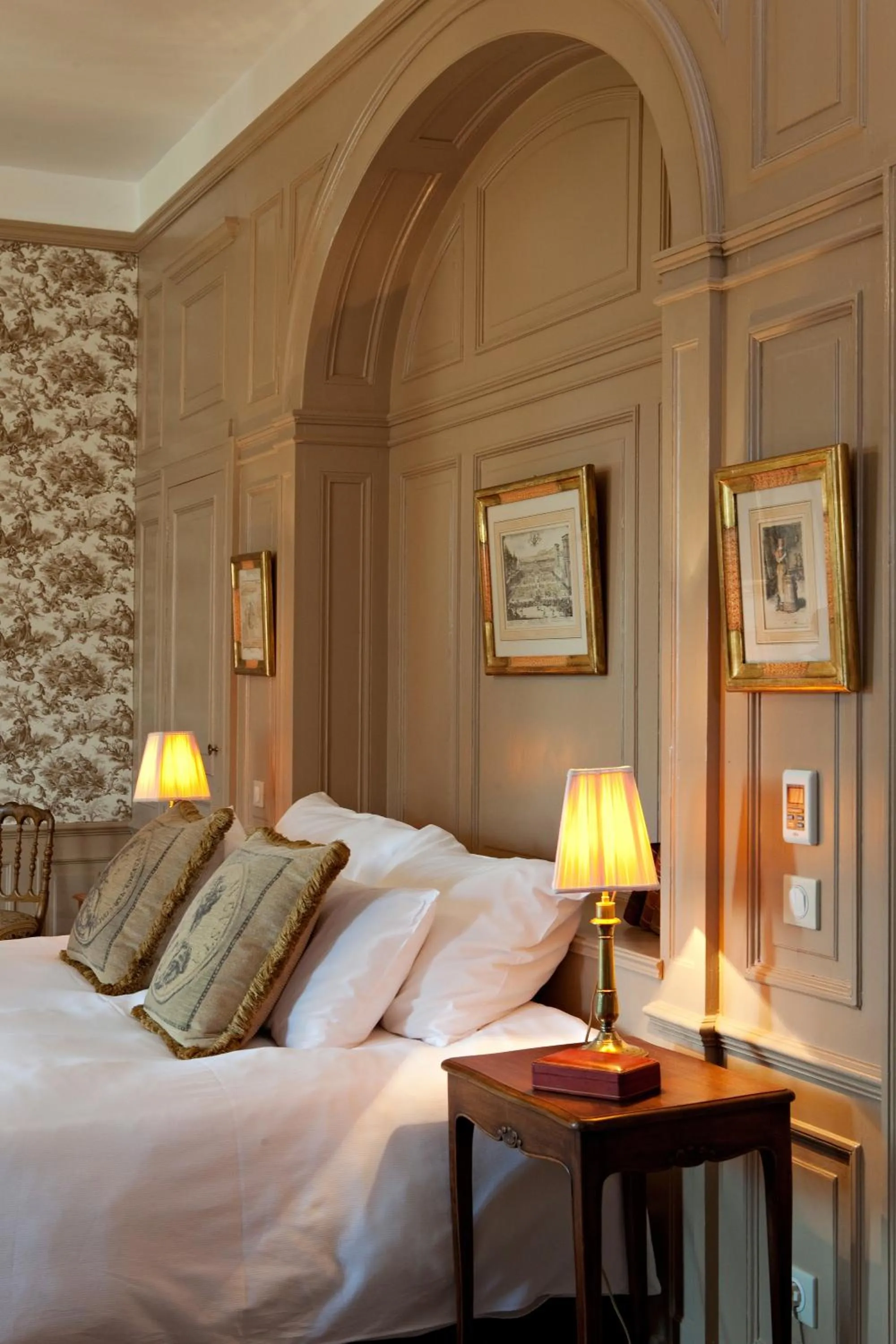 Living room, Bed in Château de Lalande - Teritoria - Périgueux