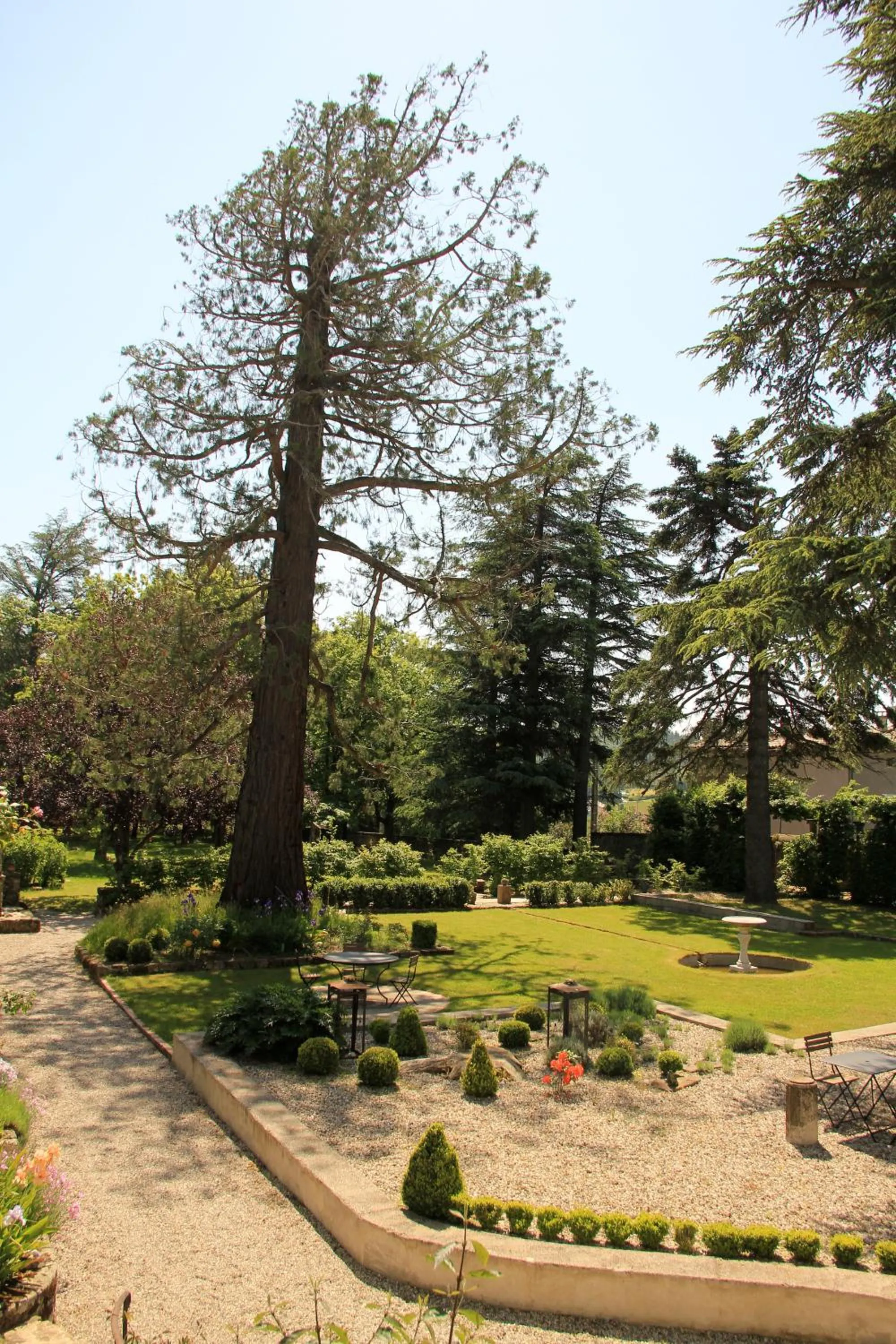 Garden view in La Villa des Charmilles