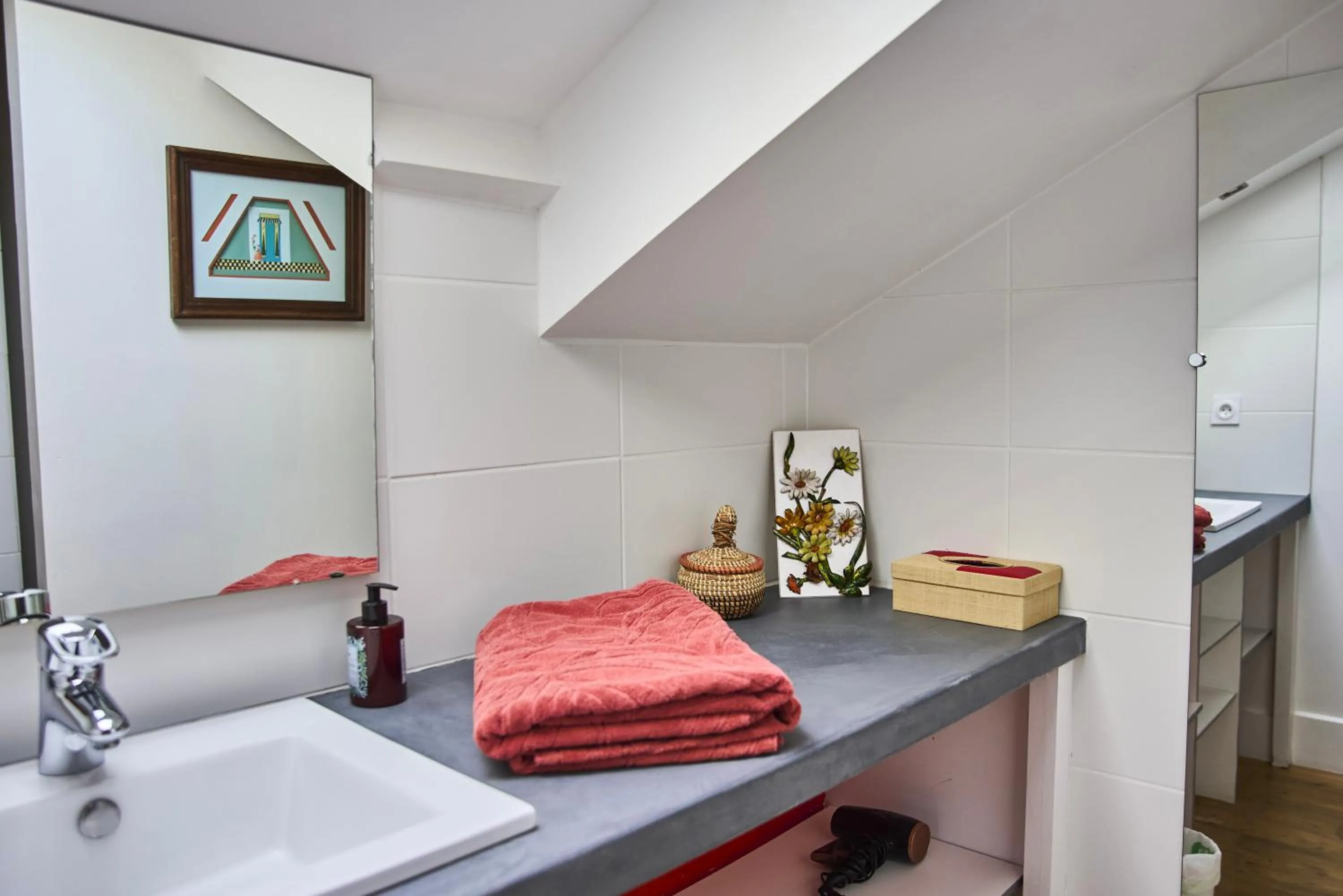 Bathroom in La Villa des Charmilles