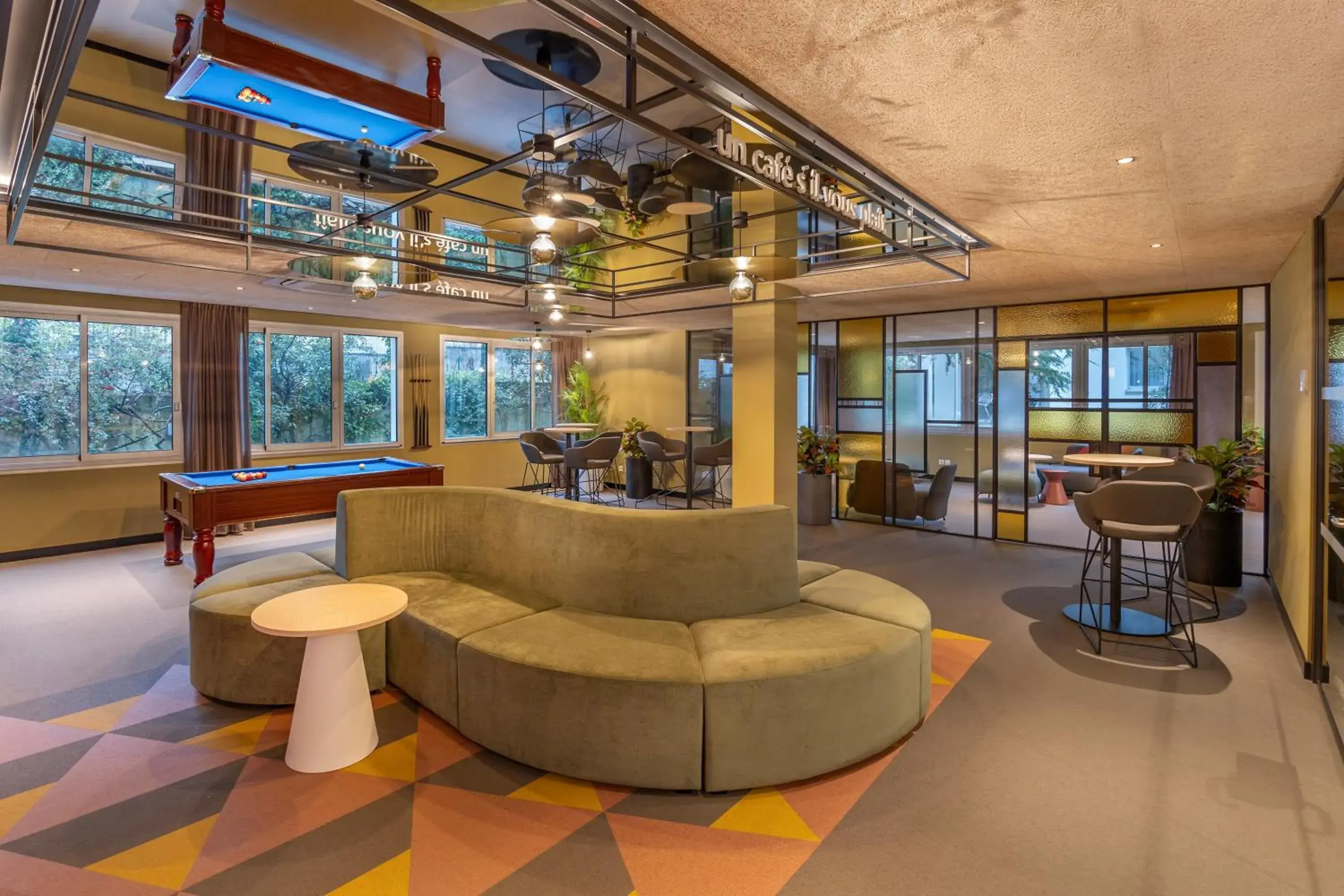 Seating area in Royal Regency Paris Vincennes Seating area in Royal Regency Paris Vincennes