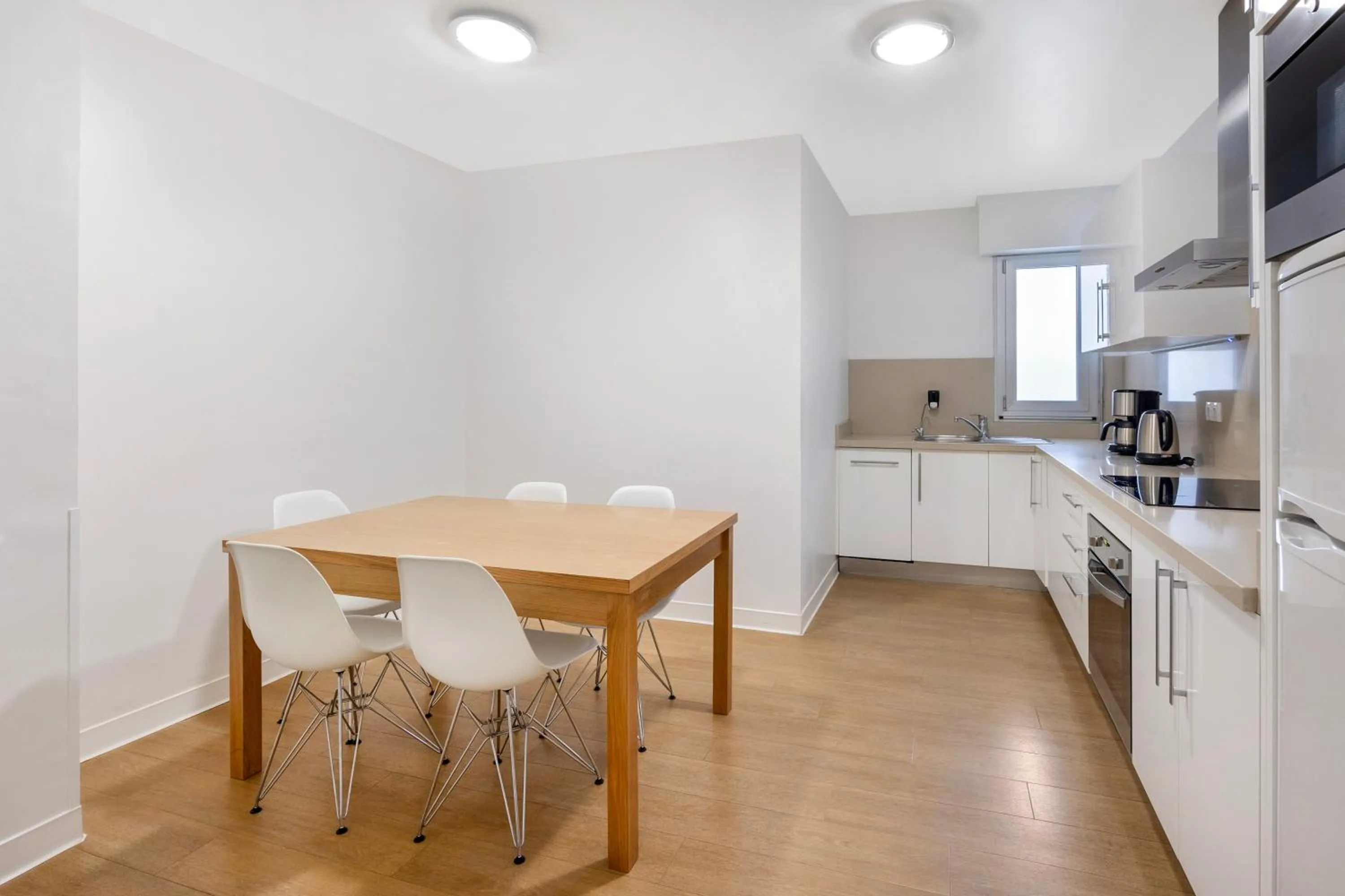 Dining area in Royal Regency Paris Vincennes